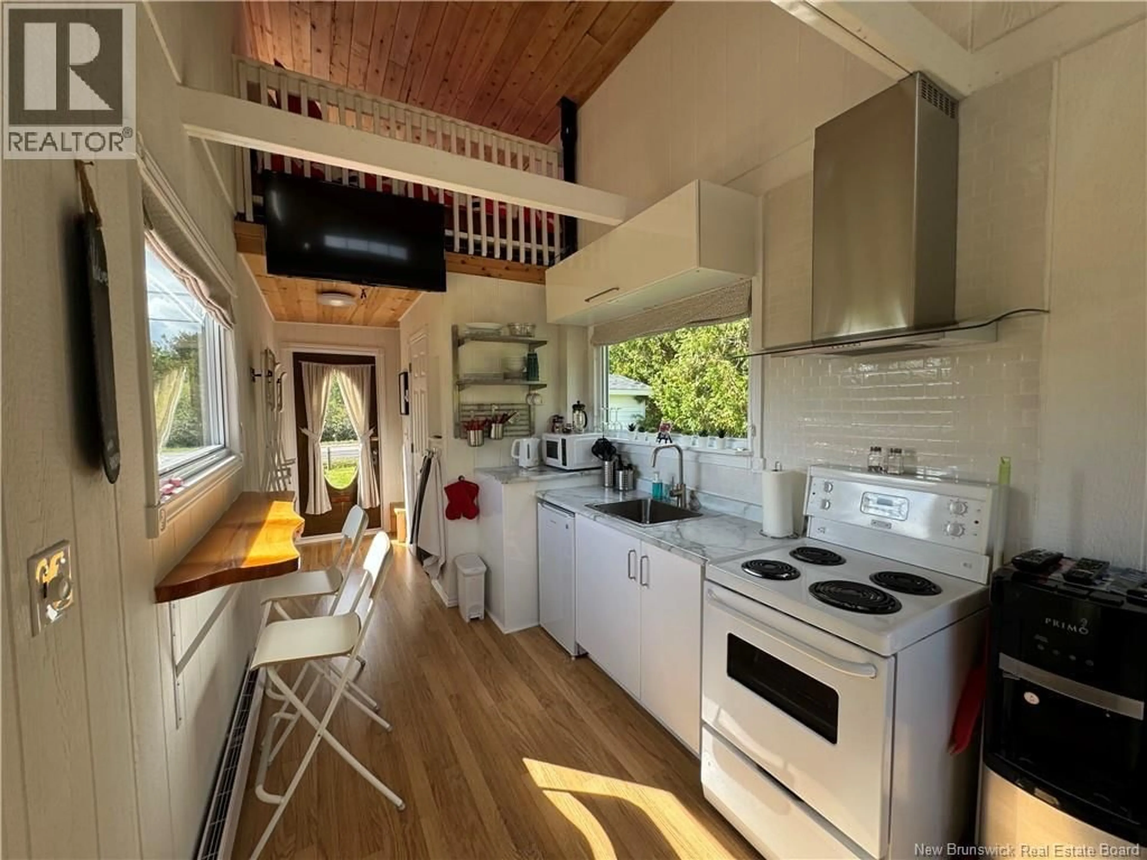 Standard kitchen, wood/laminate floor for 3695 ROUTE 127, Bayside New Brunswick E5B2T1