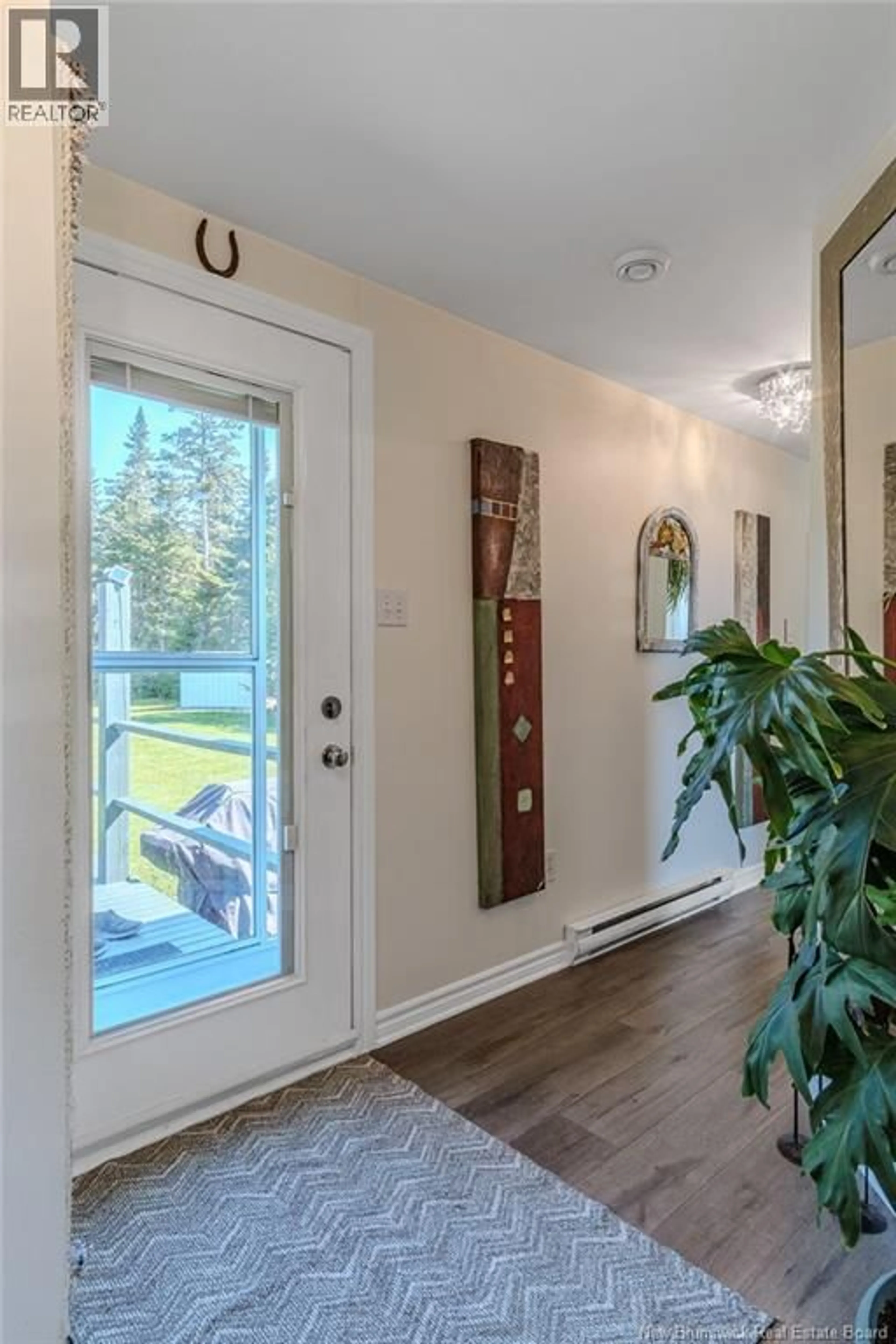 Indoor entryway for 35 LIGHTHOUSE ROAD, St. Martins New Brunswick E5R1M8