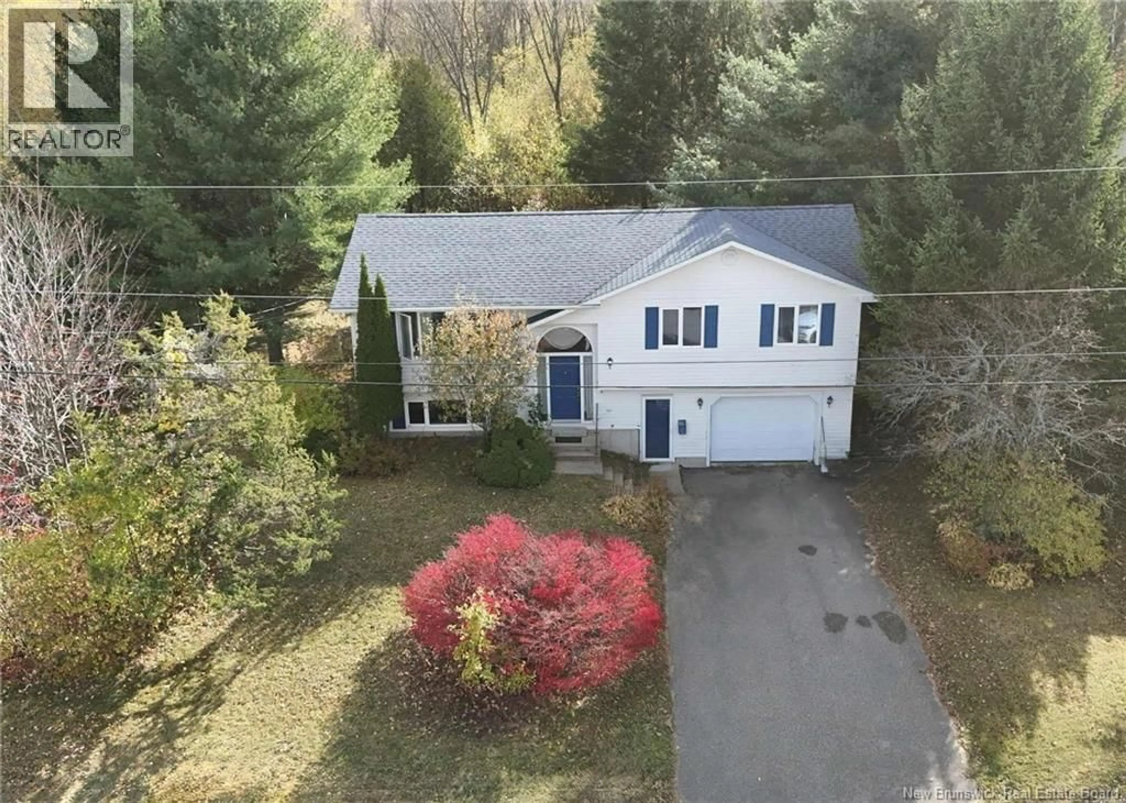 A pic from outside/outdoor area/front of a property/back of a property/a pic from drone, unknown for 23 NEWMAN STREET, New Maryland New Brunswick E3C1M3