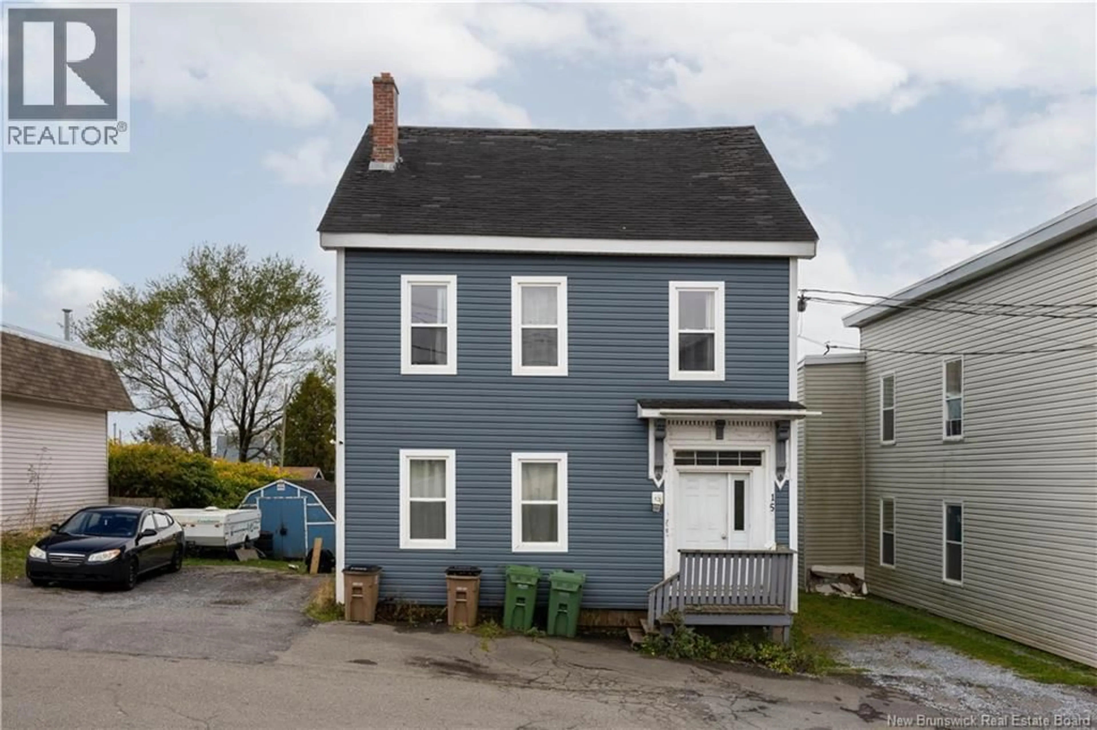 Home with vinyl exterior material, street for 15 VICTORIA WEST STREET, Saint John New Brunswick E2M1A7
