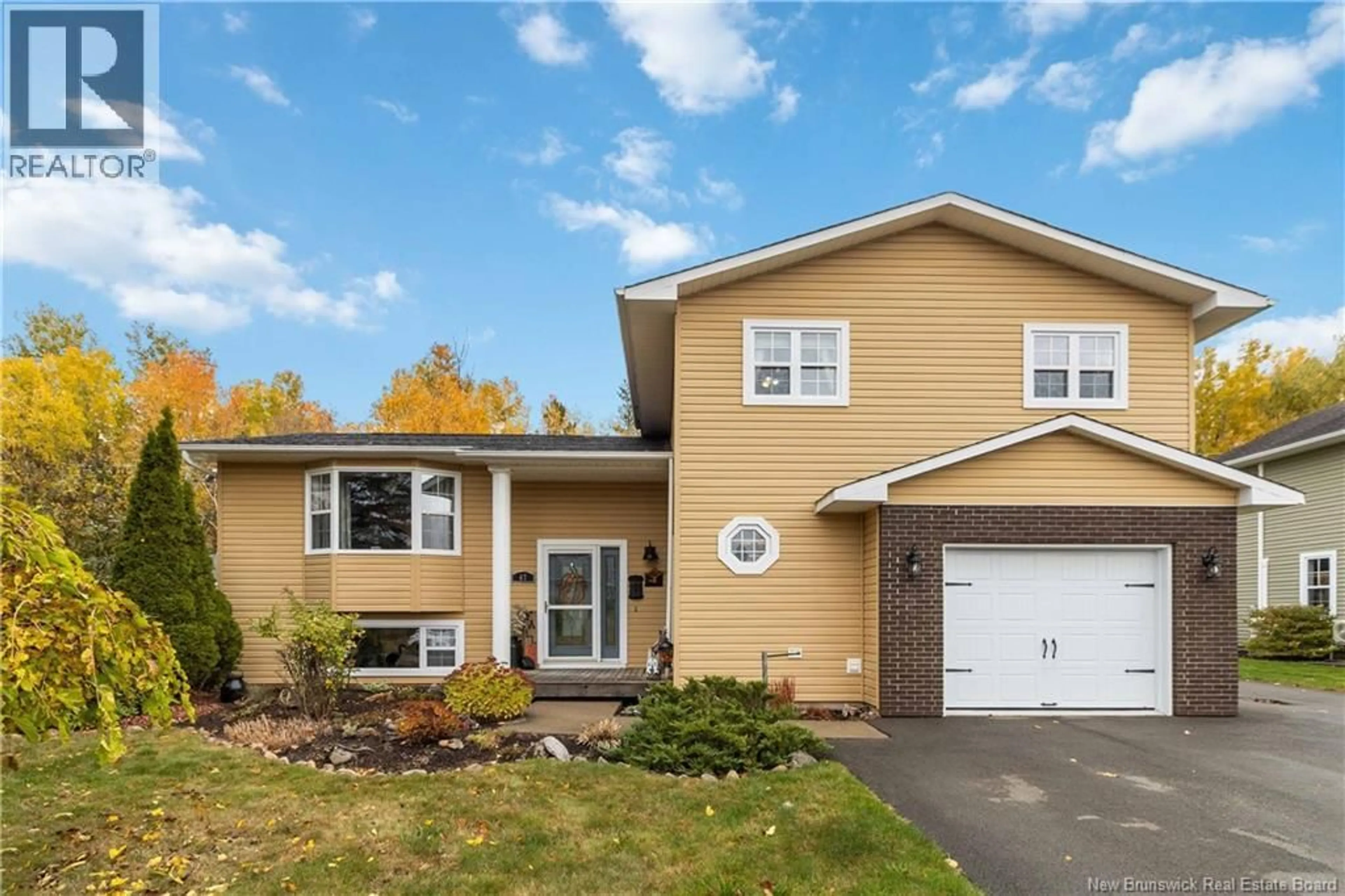 Home with vinyl exterior material, street for 67 MCDOWELL AVENUE, Riverview New Brunswick E1B4M6
