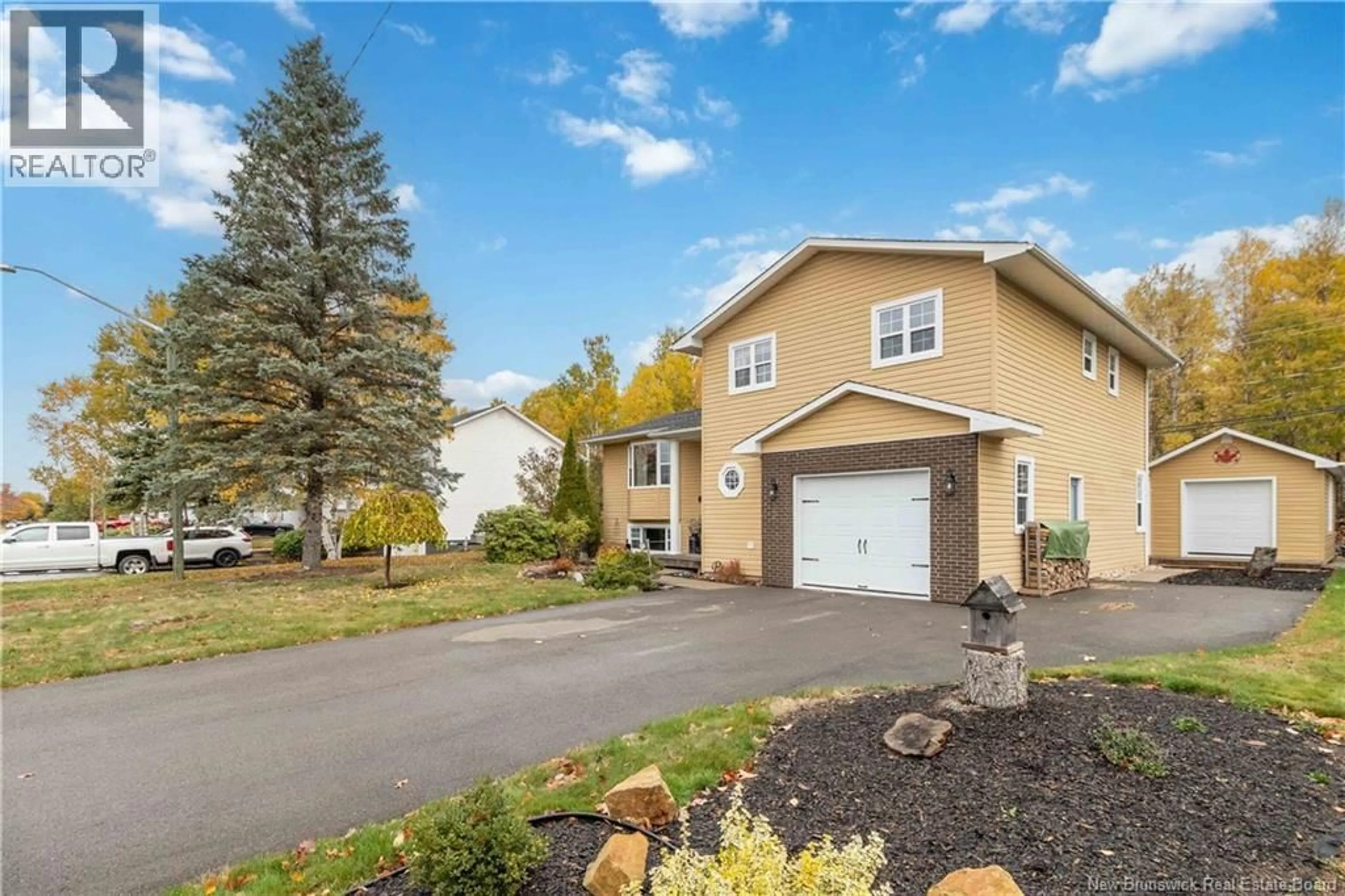Home with vinyl exterior material, street for 67 MCDOWELL AVENUE, Riverview New Brunswick E1B4M6