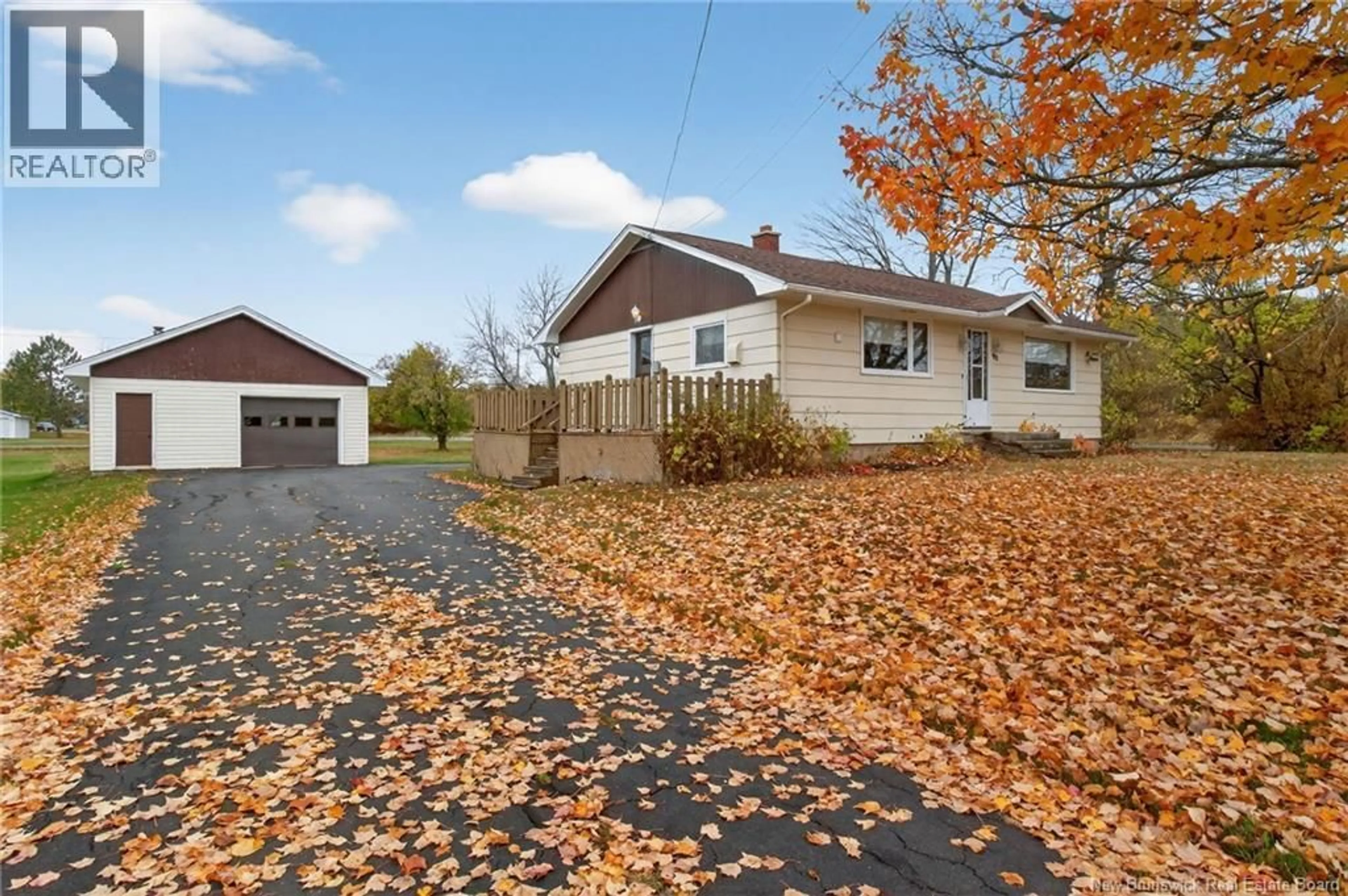 Home with vinyl exterior material, street for 90 BOYD STREET, Salisbury New Brunswick E4J2A5
