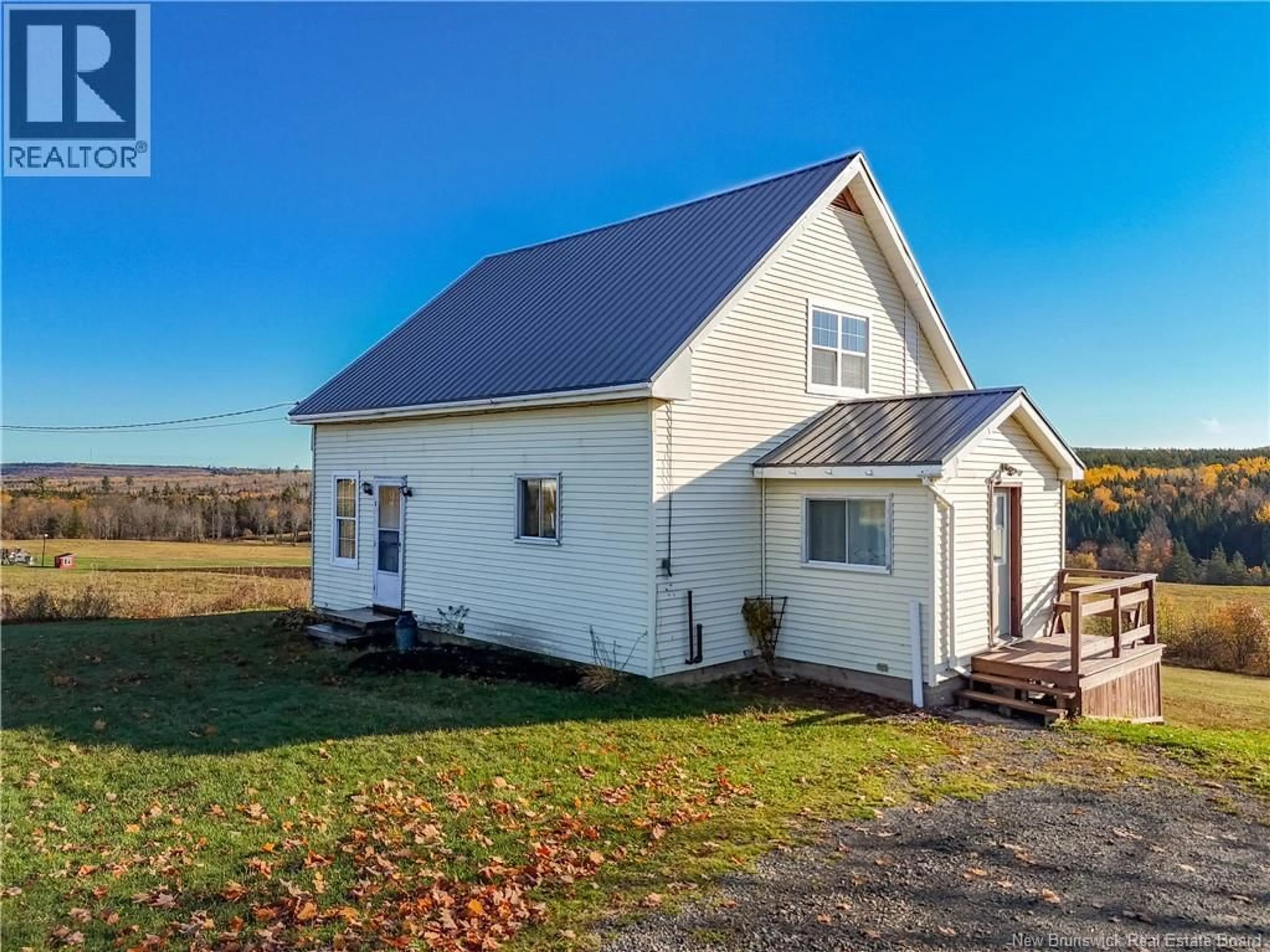 Home with vinyl exterior material, building for 733 ROUTE 3 ROUTE, Smithfield New Brunswick E6K2T1