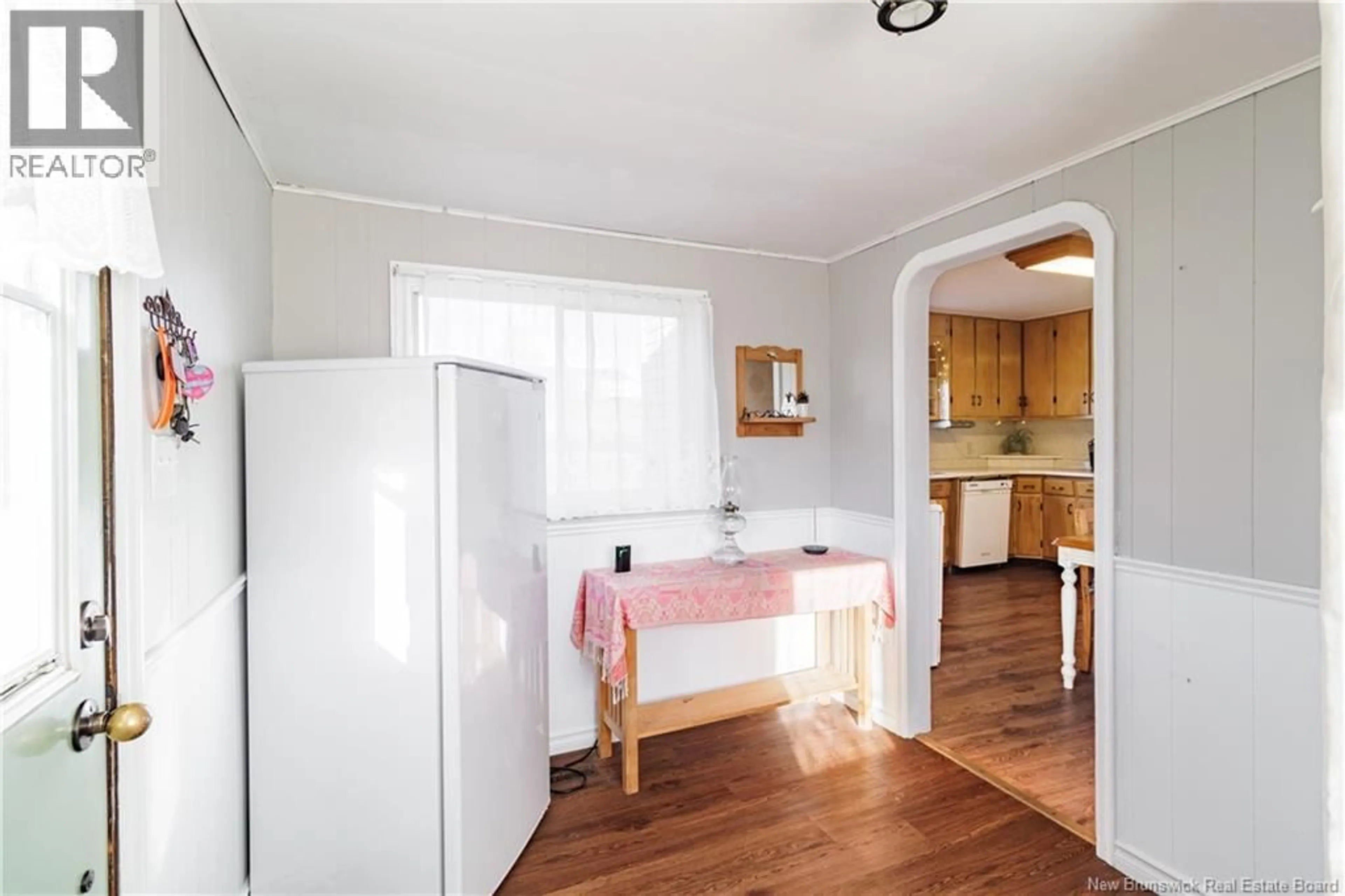 Standard kitchen, wood/laminate floor for 733 ROUTE 3 ROUTE, Smithfield New Brunswick E6K2T1