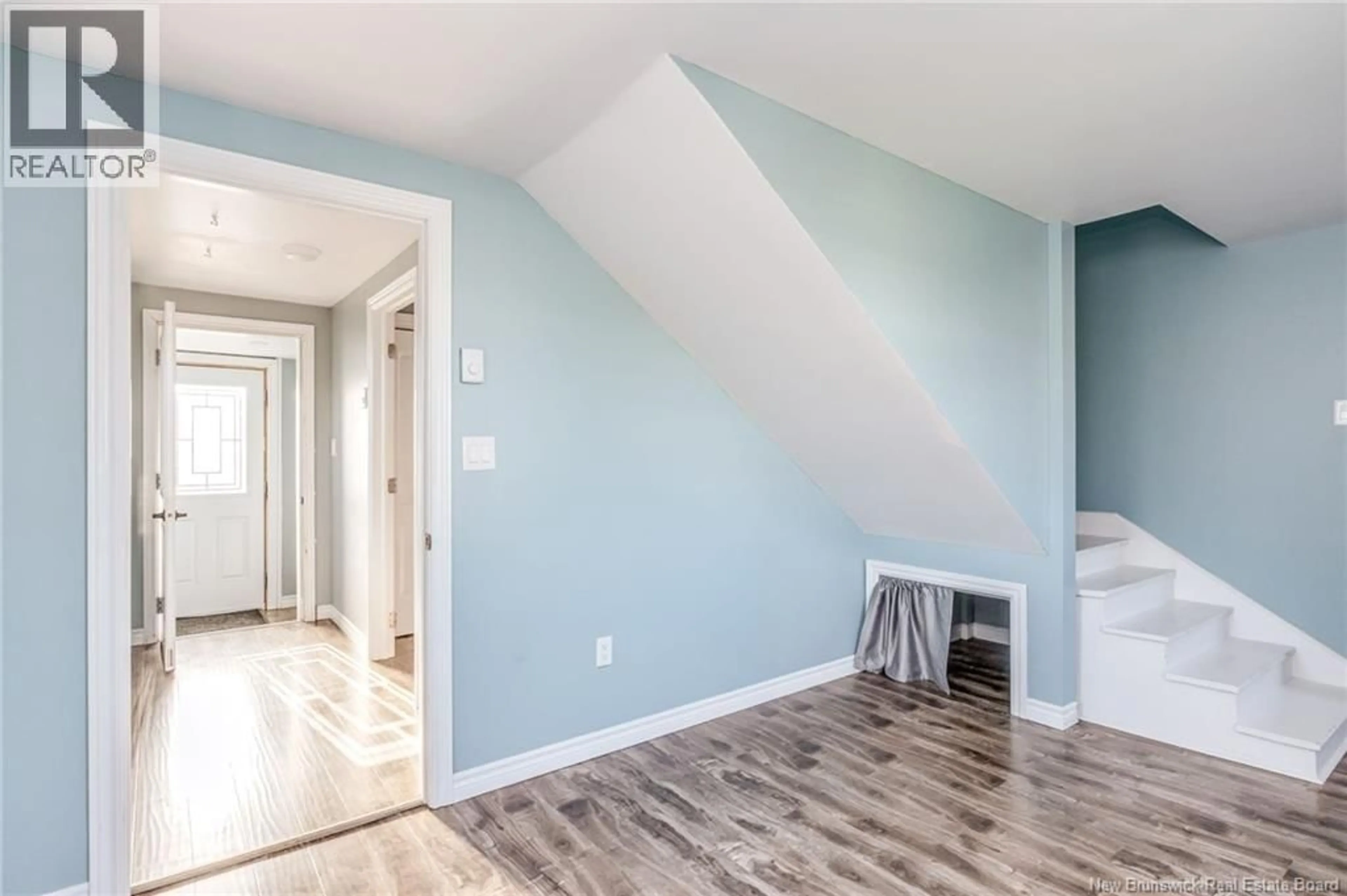 Indoor entryway for 7 WALLACE STREET, St George New Brunswick E5C3P3