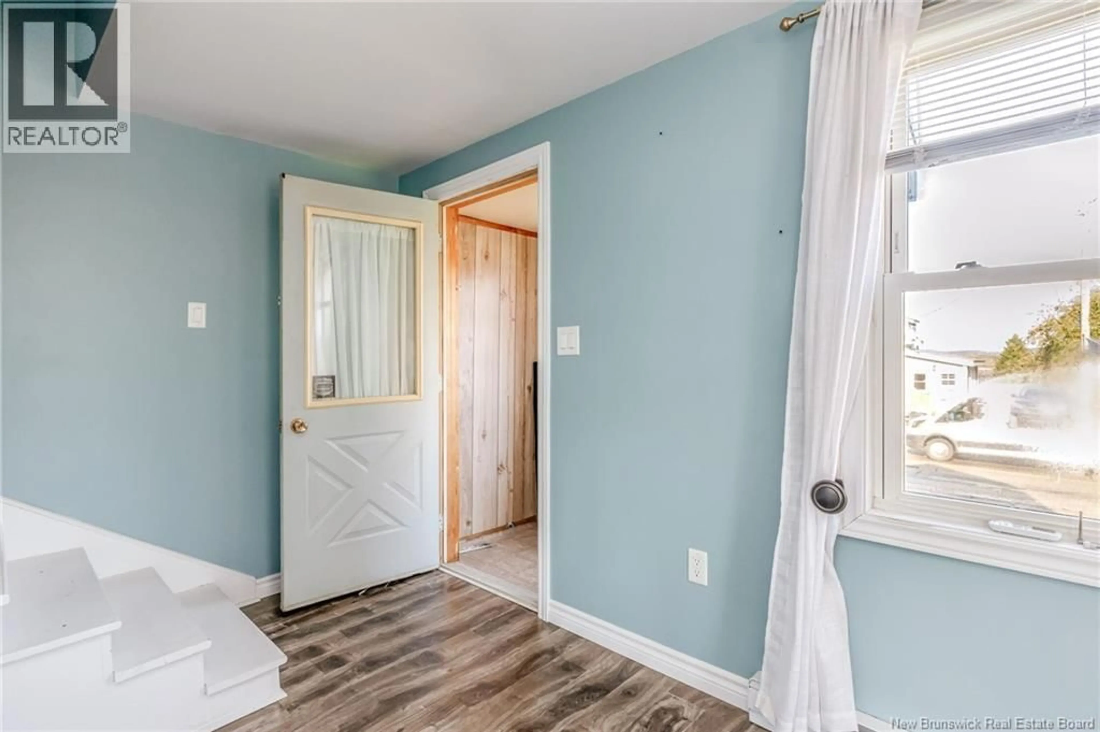 Indoor entryway for 7 WALLACE STREET, St George New Brunswick E5C3P3