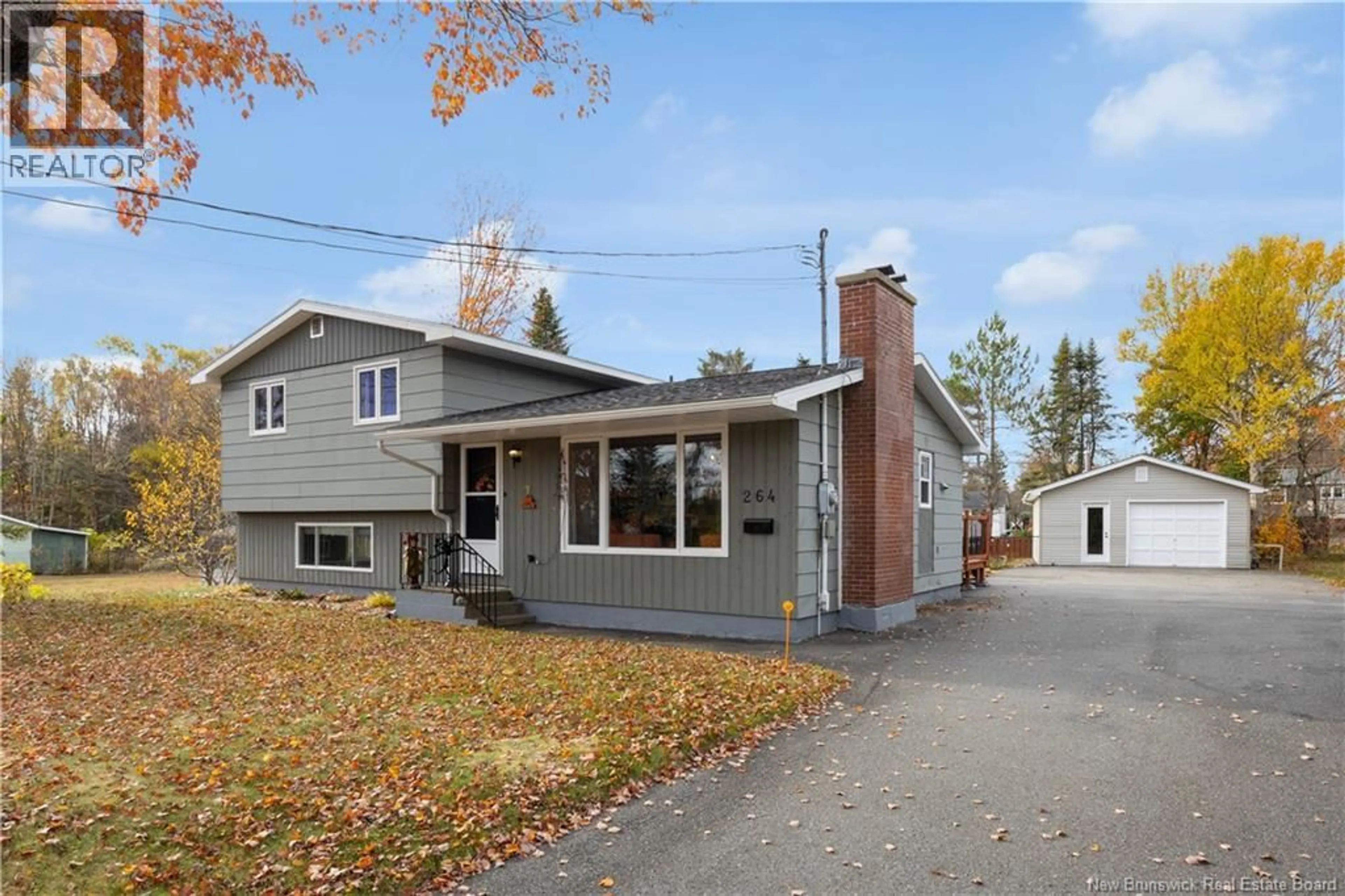 Home with vinyl exterior material, street for 264 JOHNSTON ROAD, Saint John New Brunswick E2N1M6