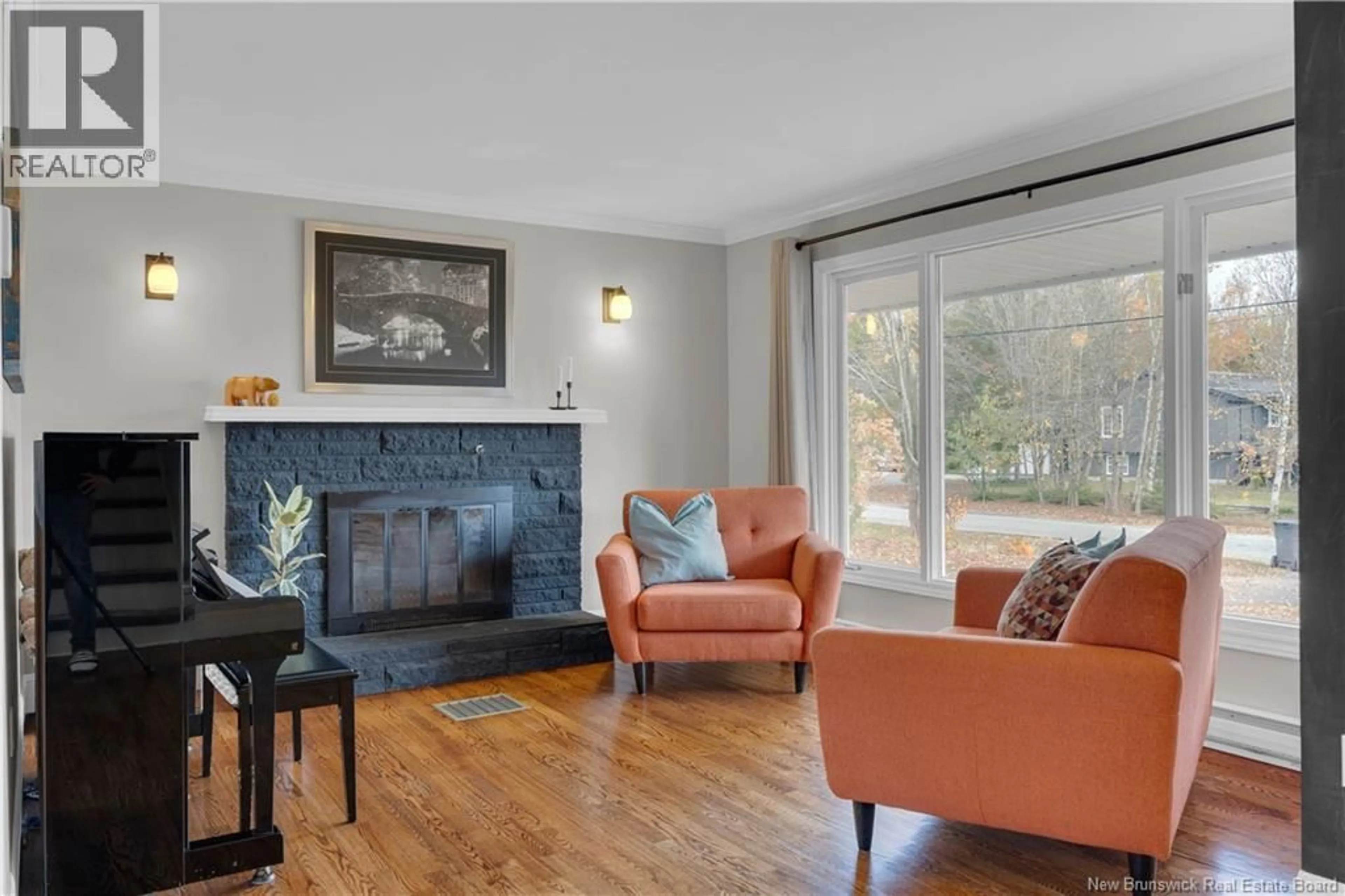 Living room with furniture, unknown for 264 JOHNSTON ROAD, Saint John New Brunswick E2N1M6