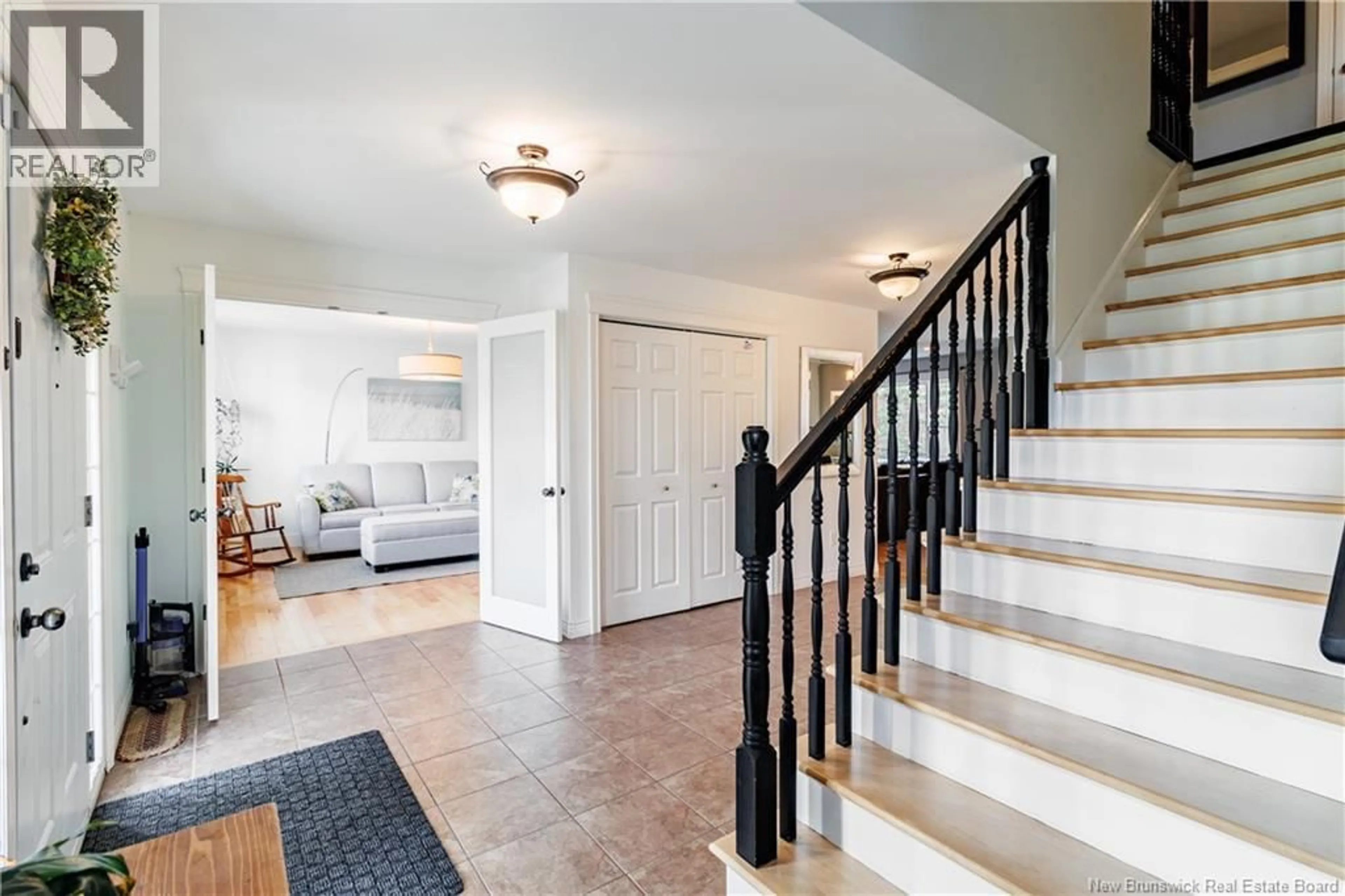 Indoor entryway for 203 GREEN AVENUE, Hanwell New Brunswick E3C0A7