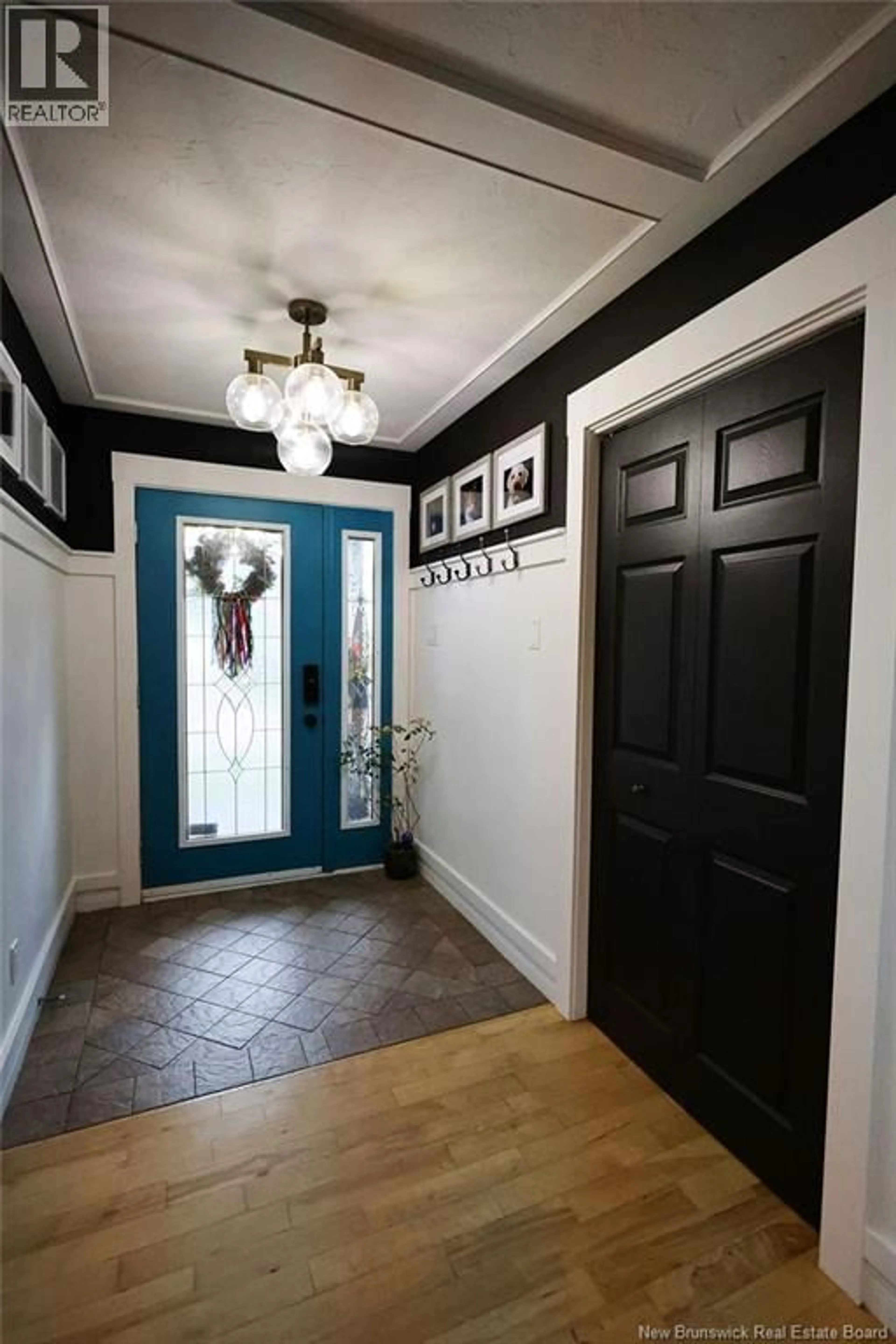 Indoor entryway for 41 CYR STREET, Dieppe New Brunswick E1A8A1