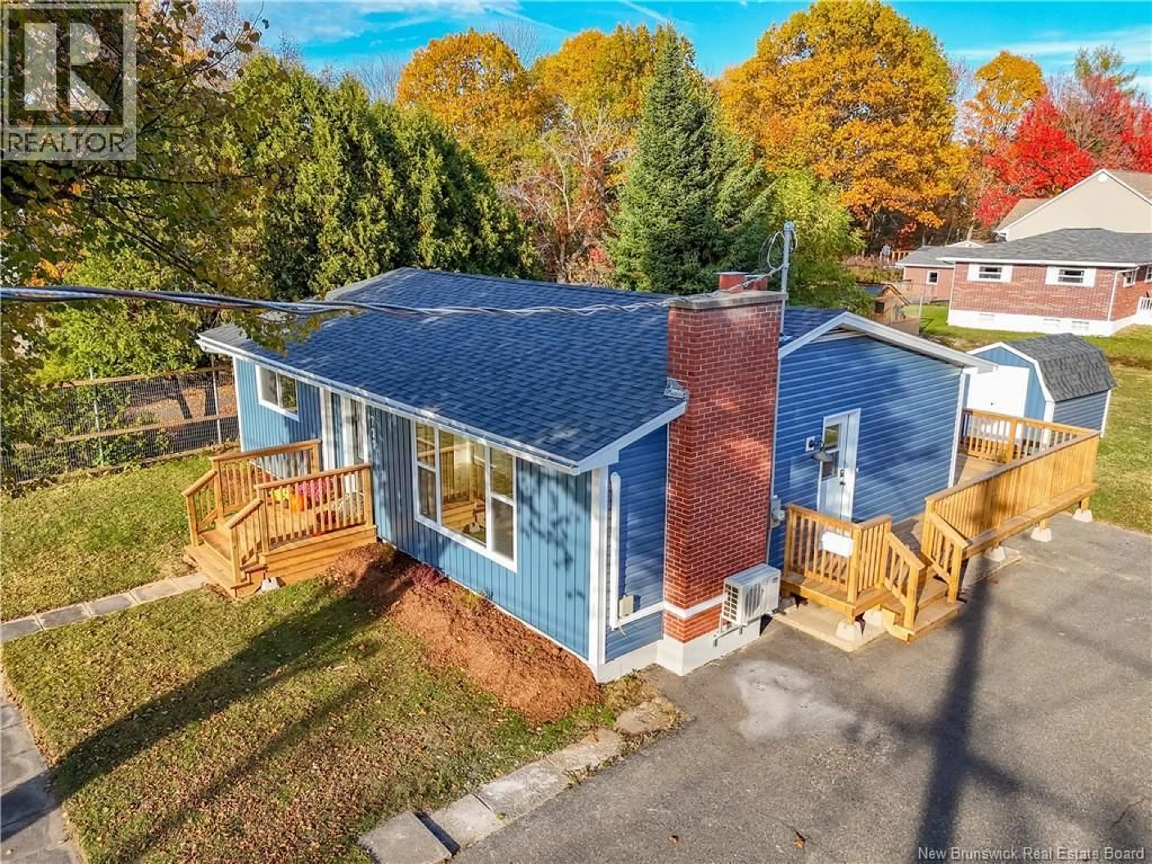 A pic from outside/outdoor area/front of a property/back of a property/a pic from drone, unknown for 777 MACLAREN AVENUE, Fredericton New Brunswick E3A3L6