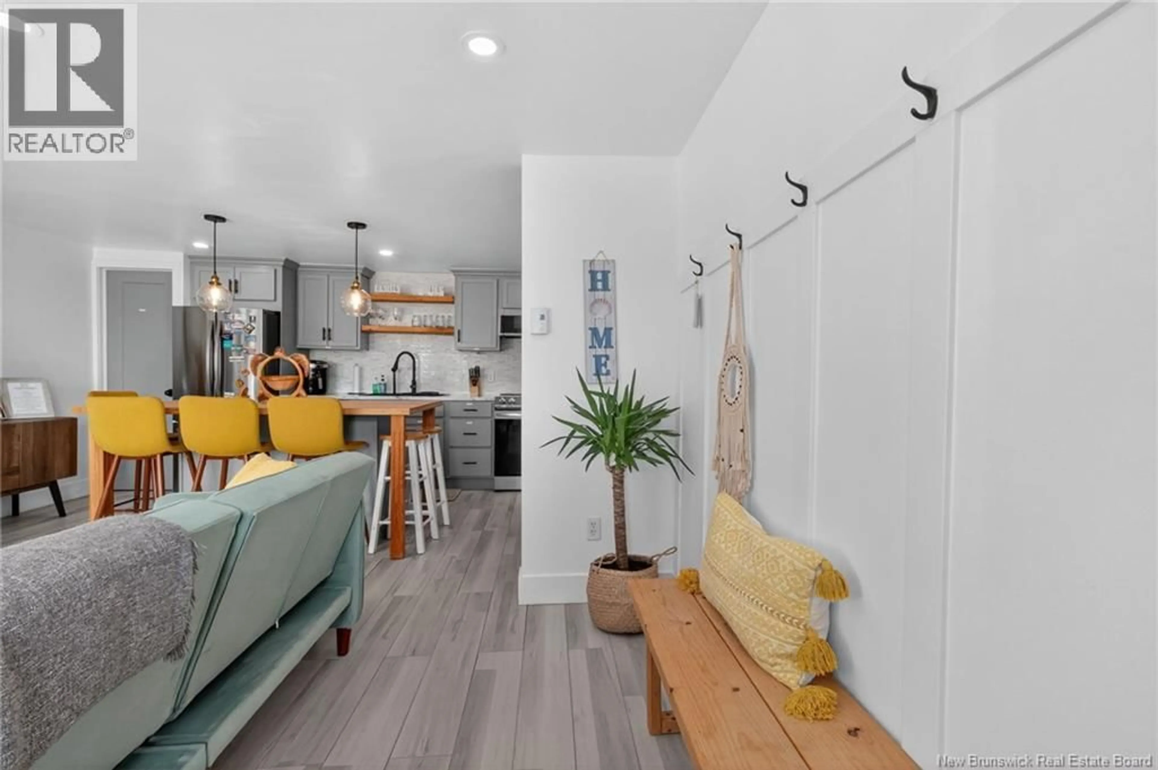 Open concept kitchen, unknown for 3722-3724 134 ROUTE, Shediac Bridge New Brunswick E4R1T1