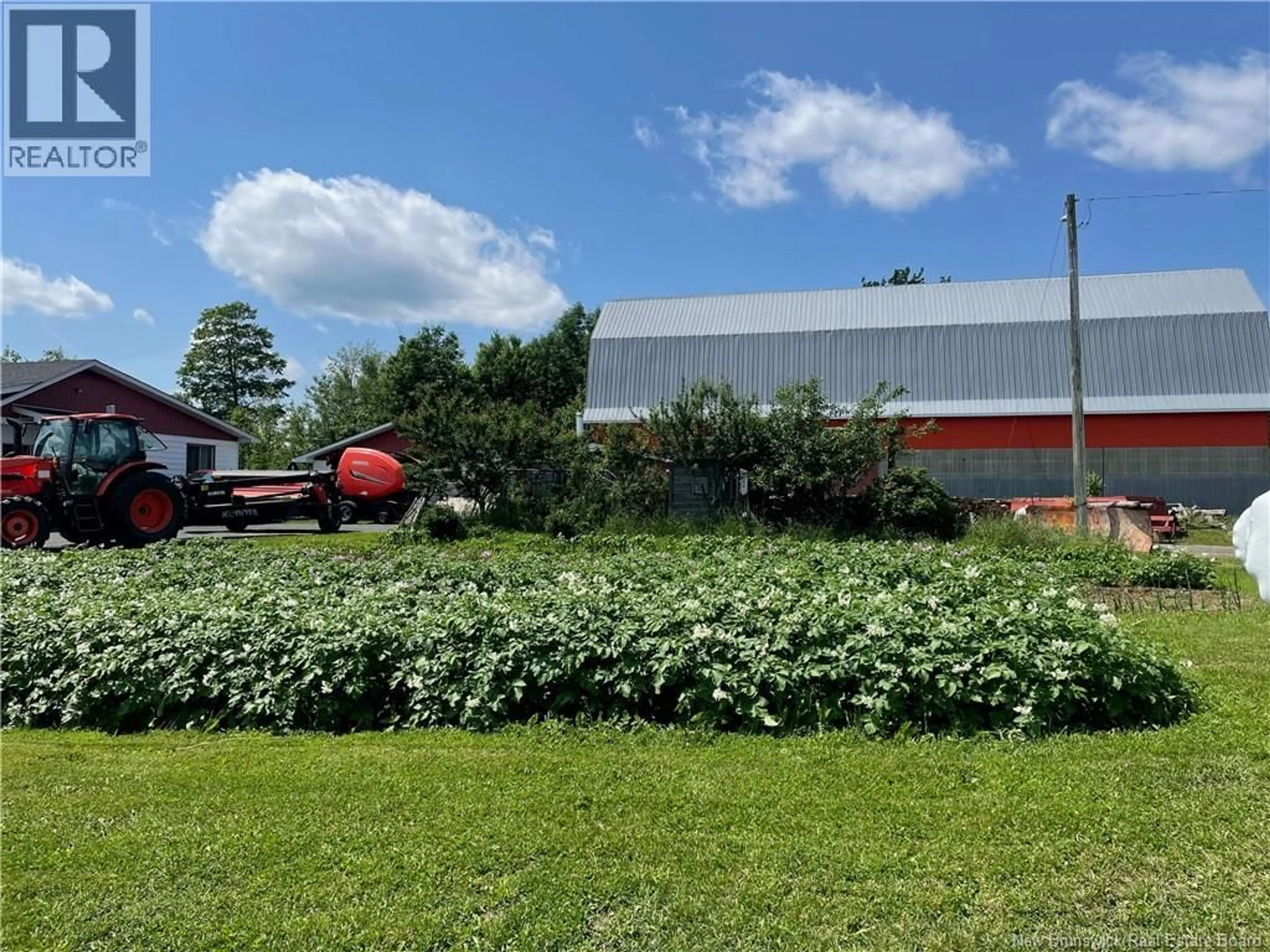 A pic from outside/outdoor area/front of a property/back of a property/a pic from drone, building for 4253 ROUTE 104, Hawkins Corner New Brunswick E6E1T3