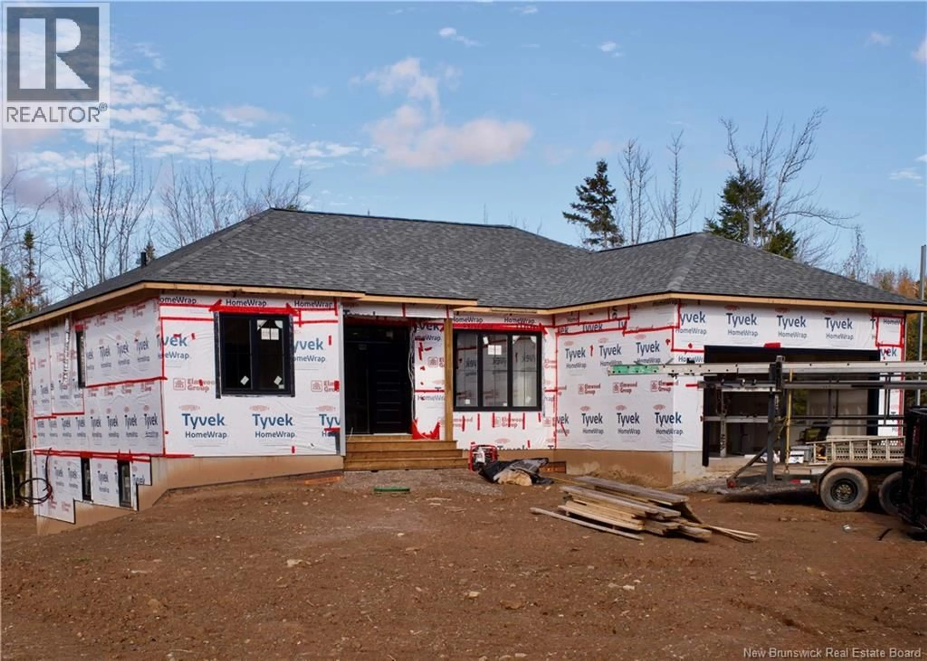 Home with vinyl exterior material, building for 38 MAEFIELD STREET, Lower Coverdale New Brunswick E1J0E7