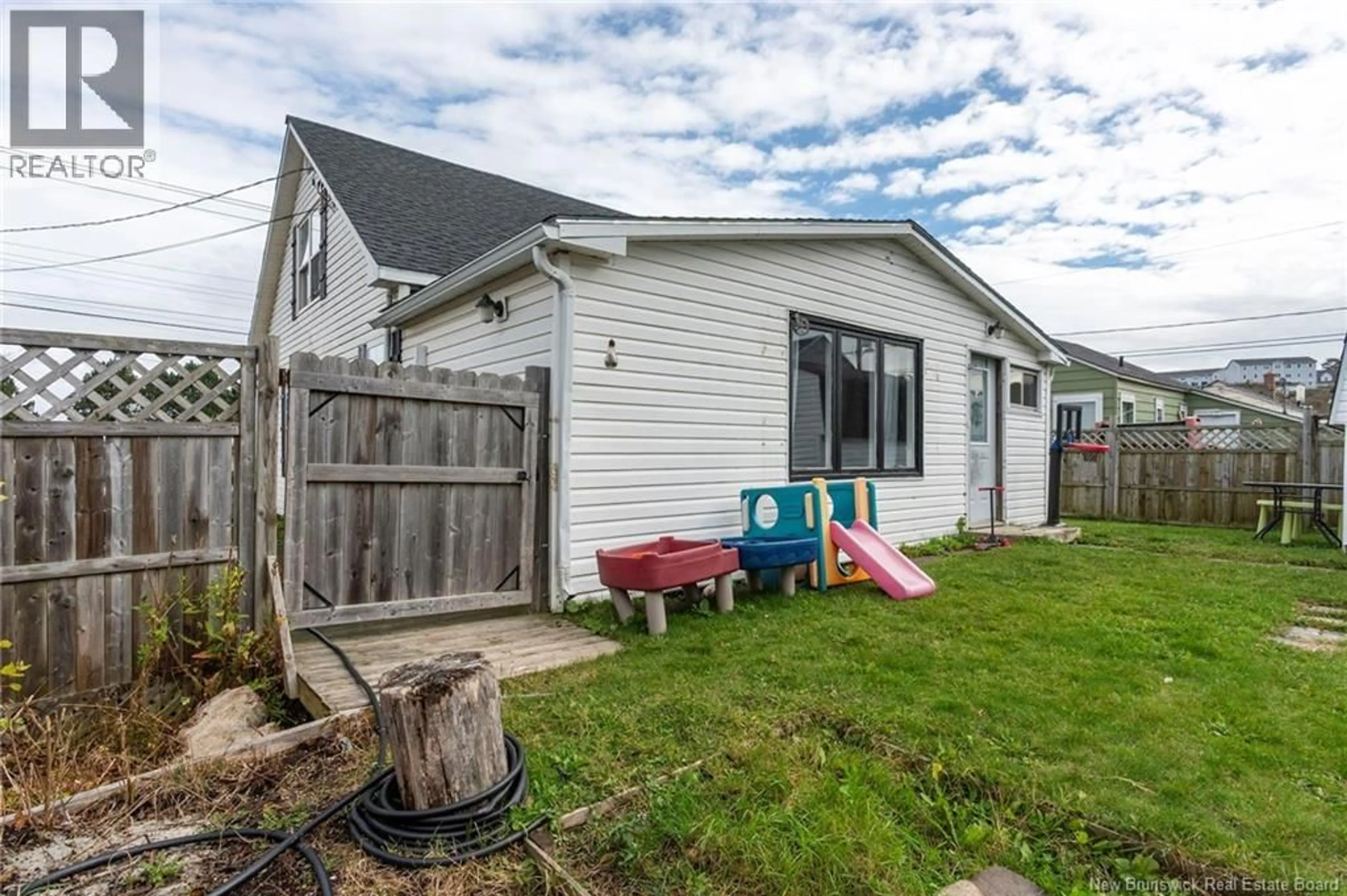 Unknown for 221 MARKET PLACE, Saint John New Brunswick E2M1B7