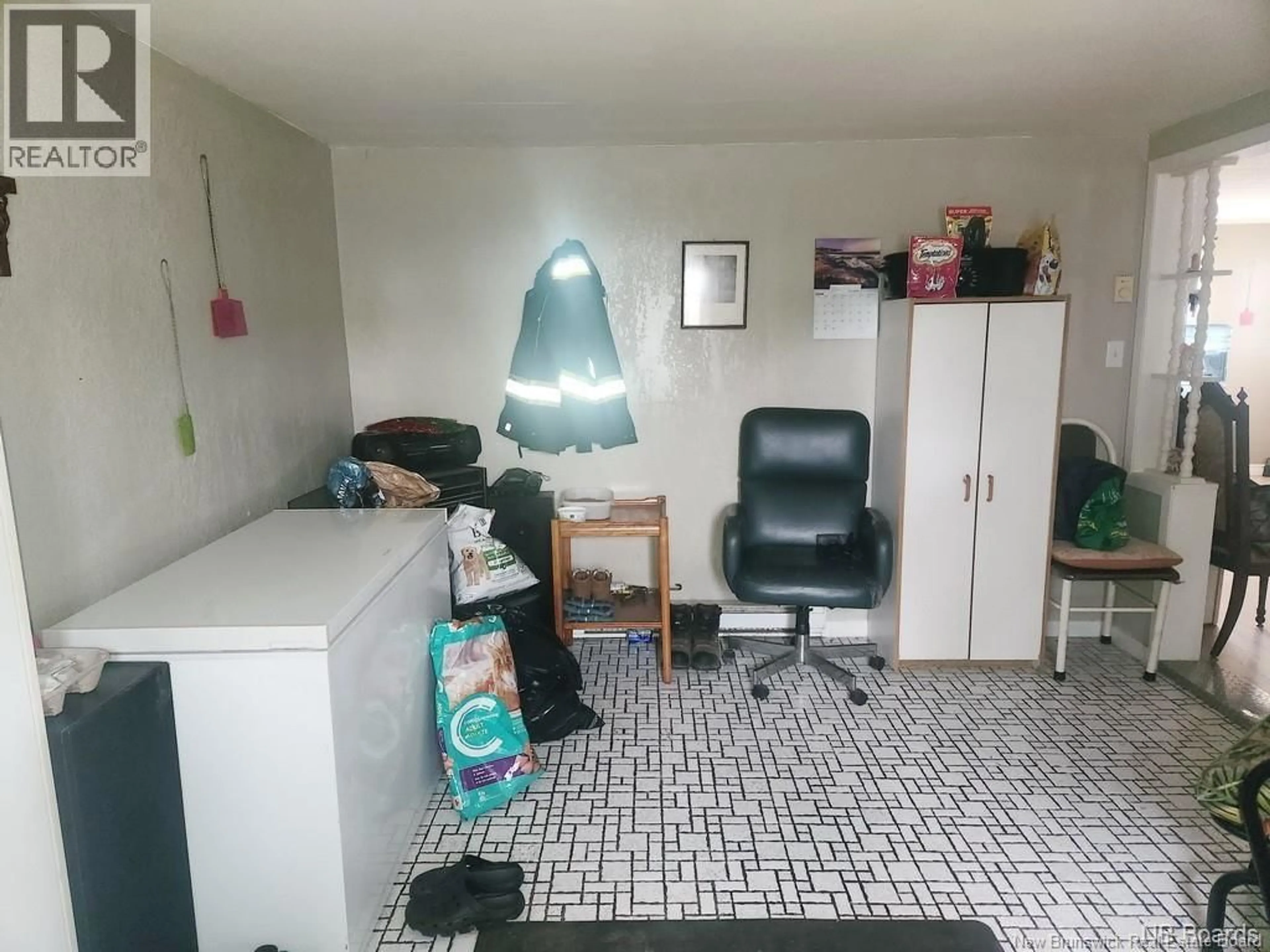 A pic of a room for 198 PRINCIPALE STREET, Sainte-Anne-De-Madawaska New Brunswick E7E1B8