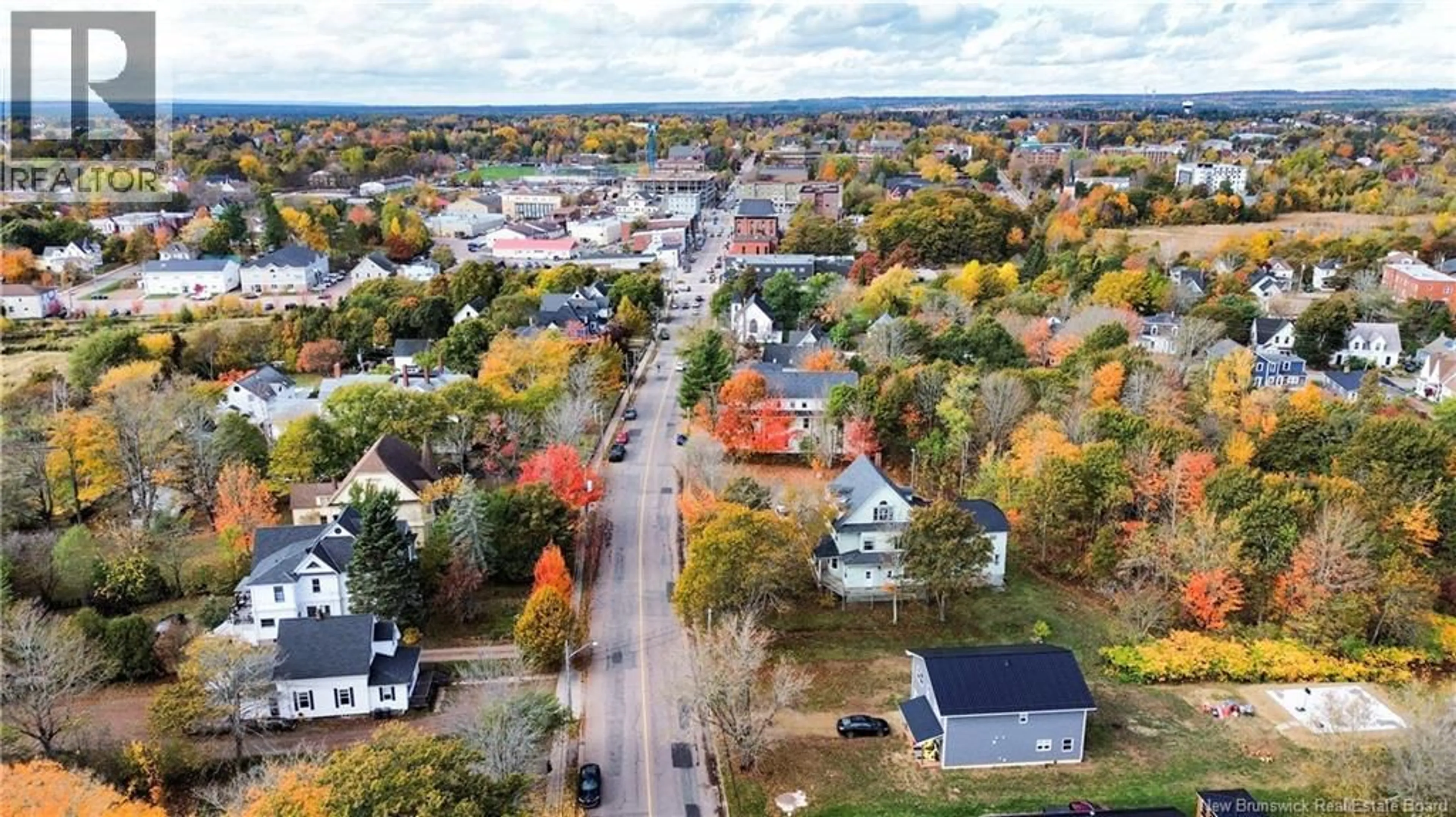 A pic from outside/outdoor area/front of a property/back of a property/a pic from drone, street for 61 BRIDGE STREET, Sackville New Brunswick E4L3N8