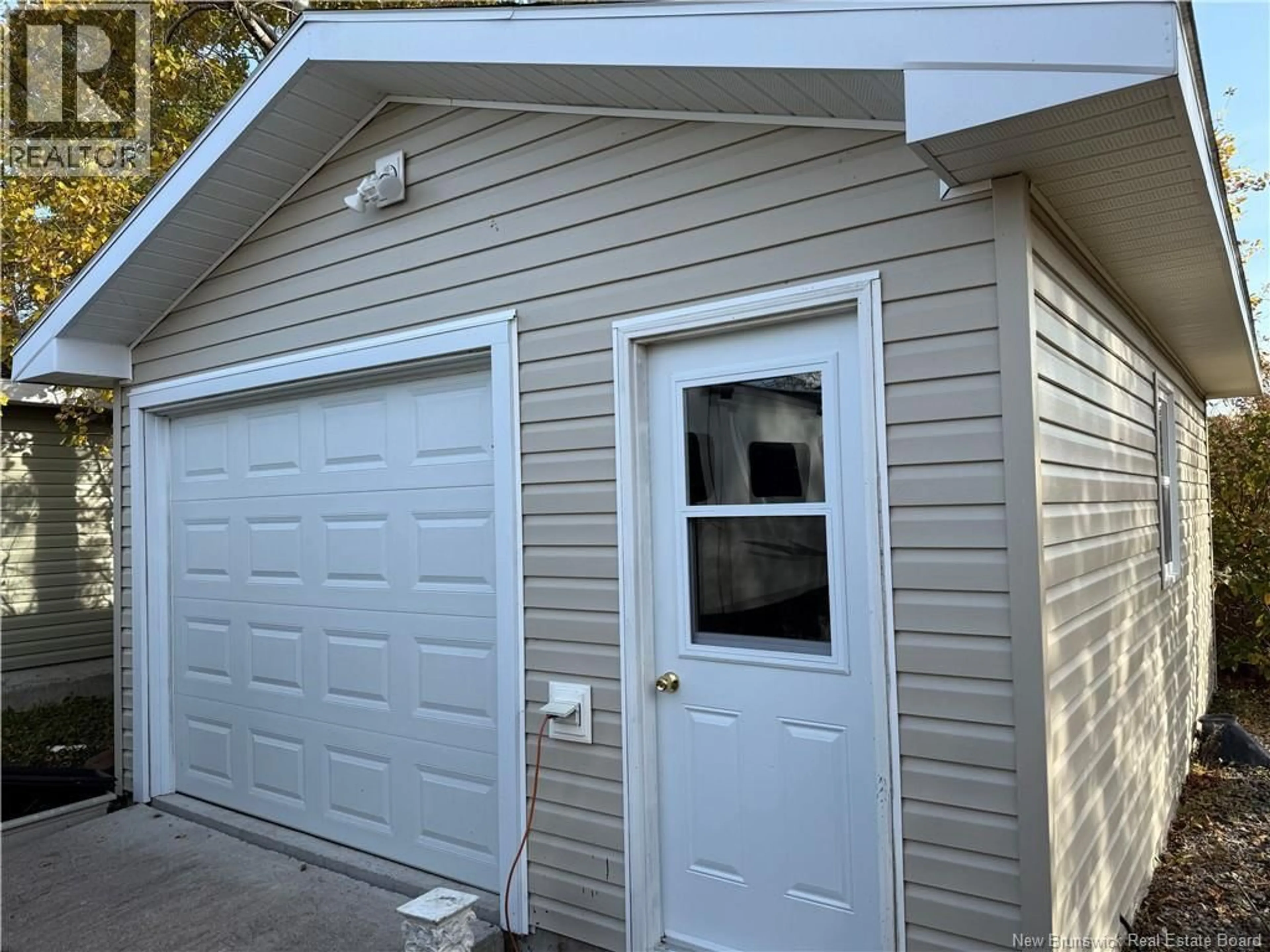 Home with vinyl exterior material, street for 25 PRINCE WILLIAM STREET, St George New Brunswick E5C3L7