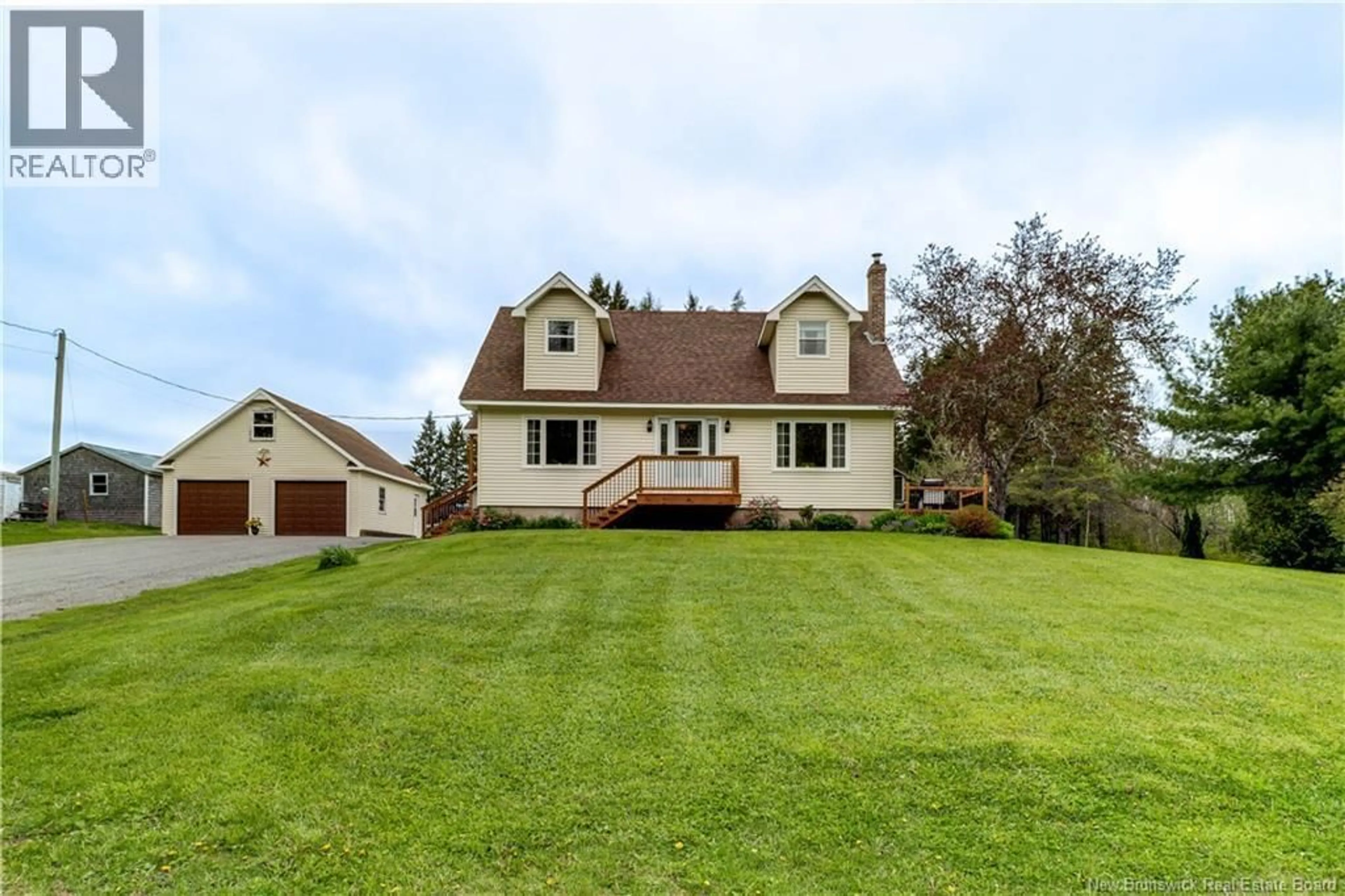 A pic from outside/outdoor area/front of a property/back of a property/a pic from drone, water/lake/river/ocean view for 5527 ROUTE 111, Hammondvale New Brunswick E4E3T8