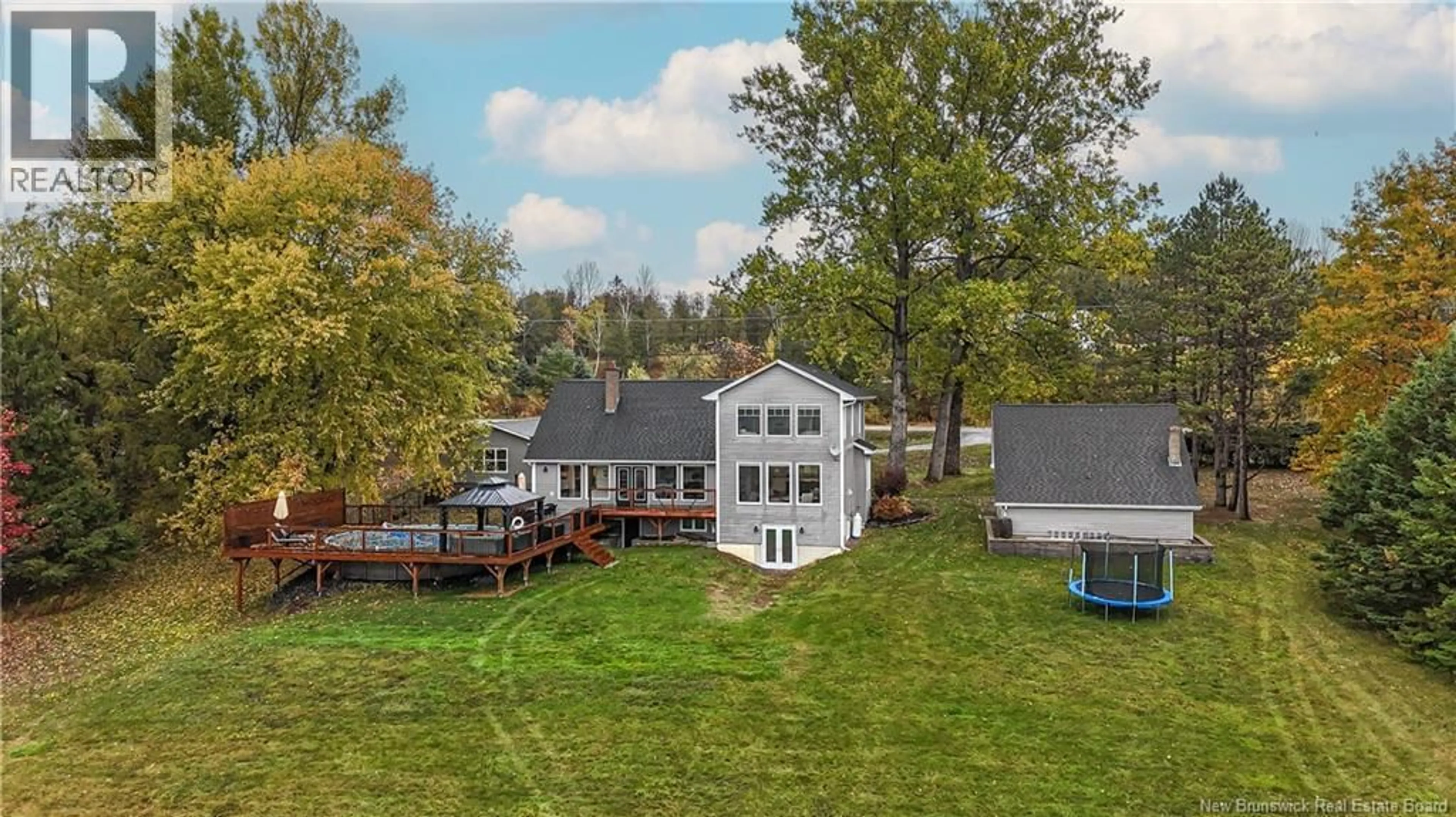 A pic from outside/outdoor area/front of a property/back of a property/a pic from drone, water/lake/river/ocean view for 242 MACTAQUAC HEIGHTS, Keswick Ridge New Brunswick E6L1P4