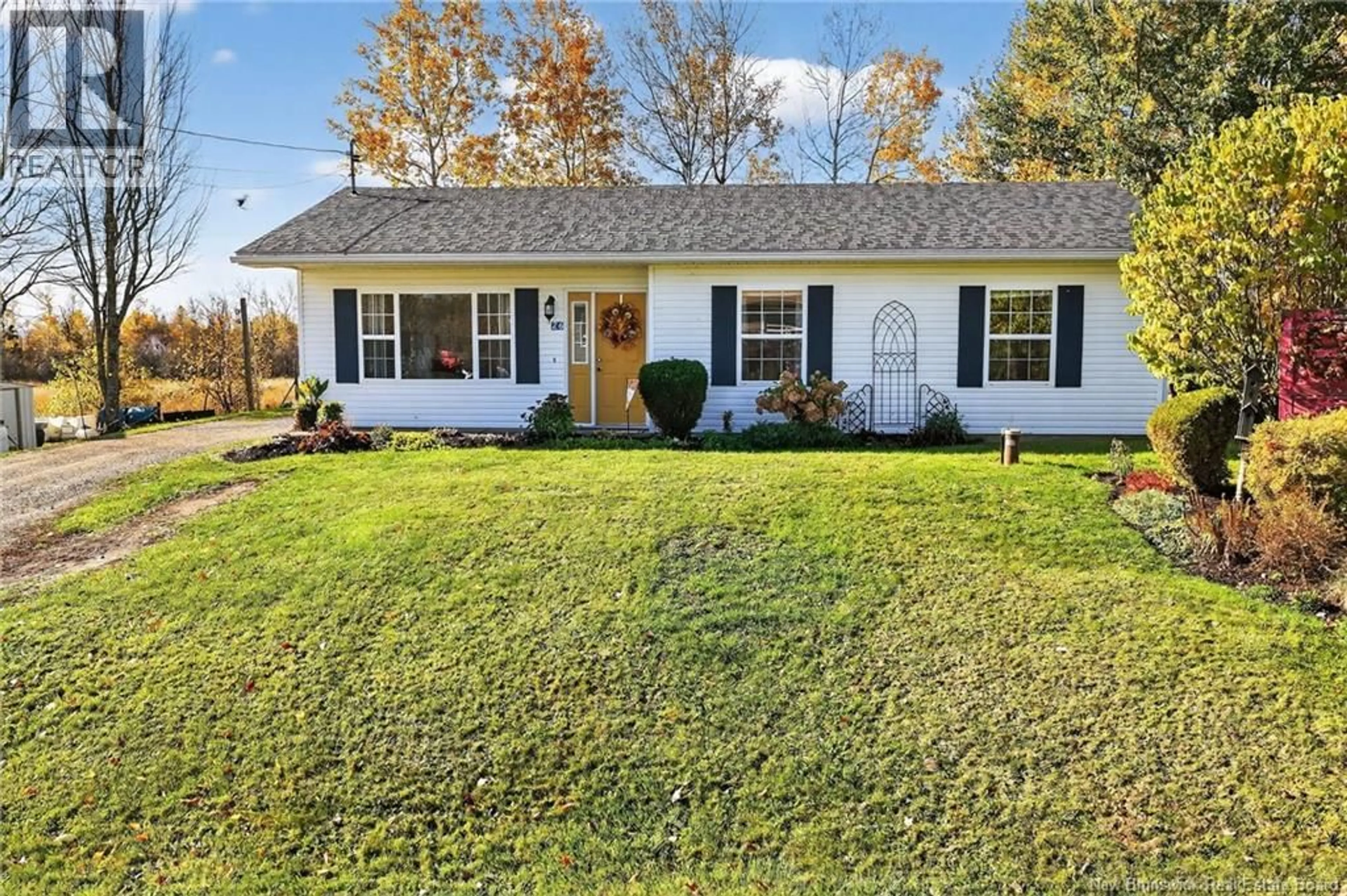 Home with vinyl exterior material, street for 26 REEDER ROAD, Salisbury New Brunswick E4J2P5