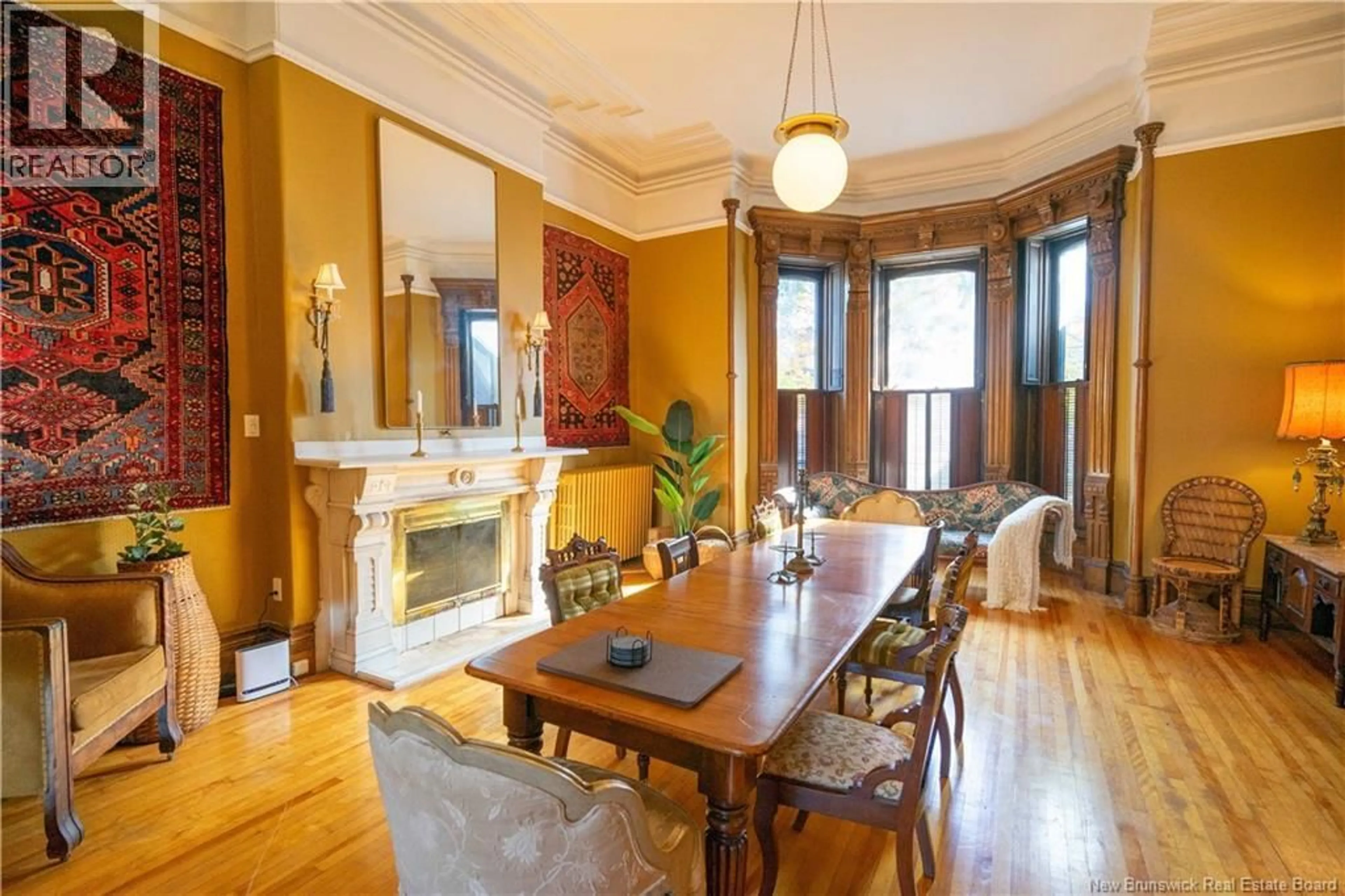 Dining room, wood/laminate floor for 218 KING, Saint John New Brunswick E2L1H3