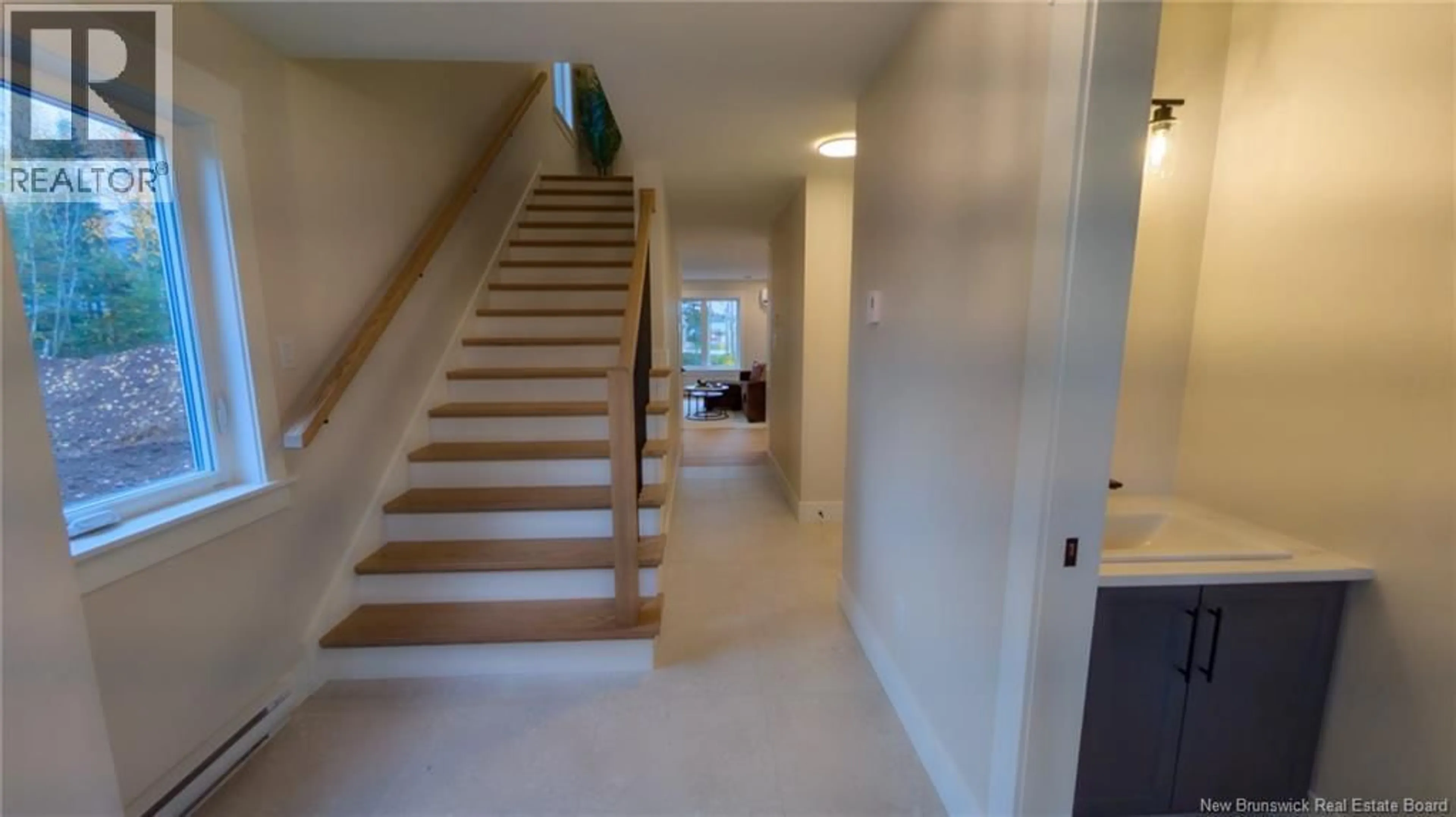Indoor foyer for 15 RACHEL STREET, Moncton New Brunswick E1G2V5