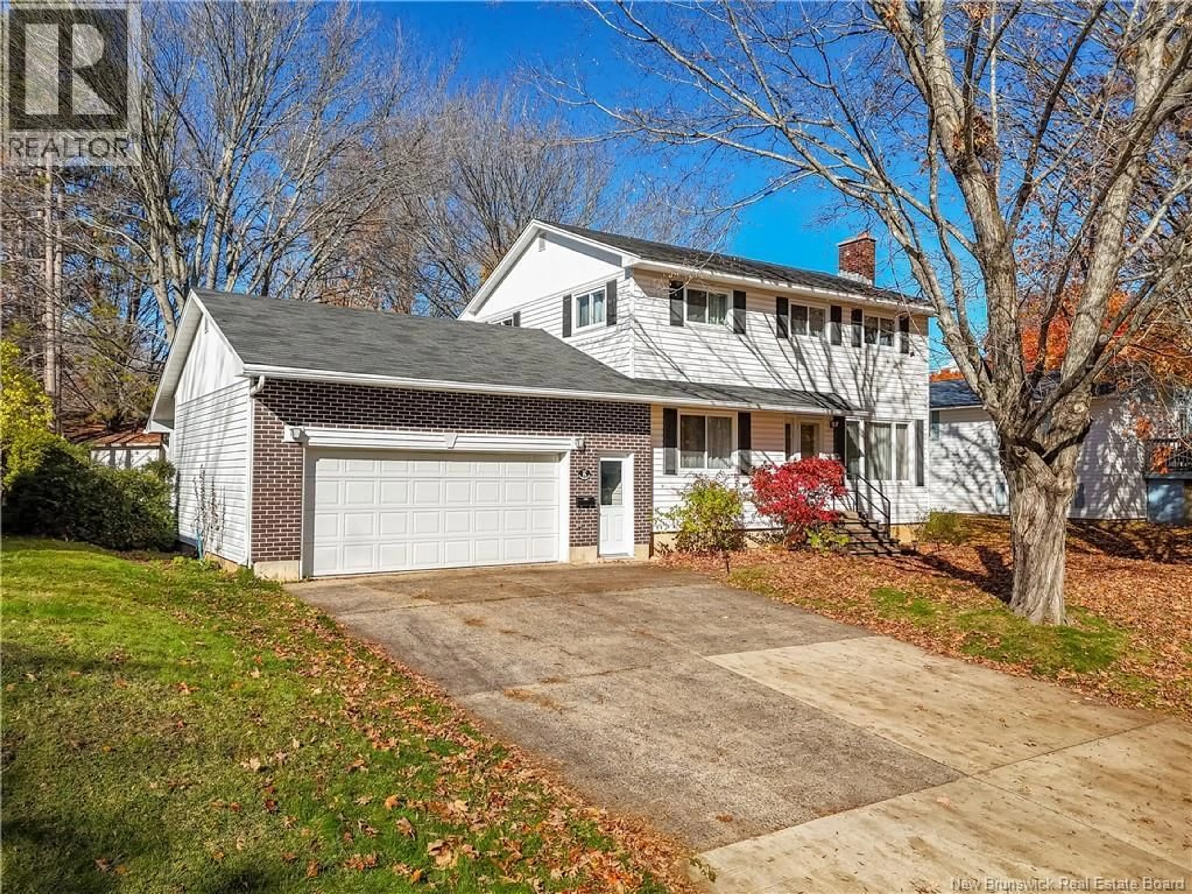 Home with vinyl exterior material, street for 117 EPWORTH CIRCLE, Fredericton New Brunswick E3A2M7