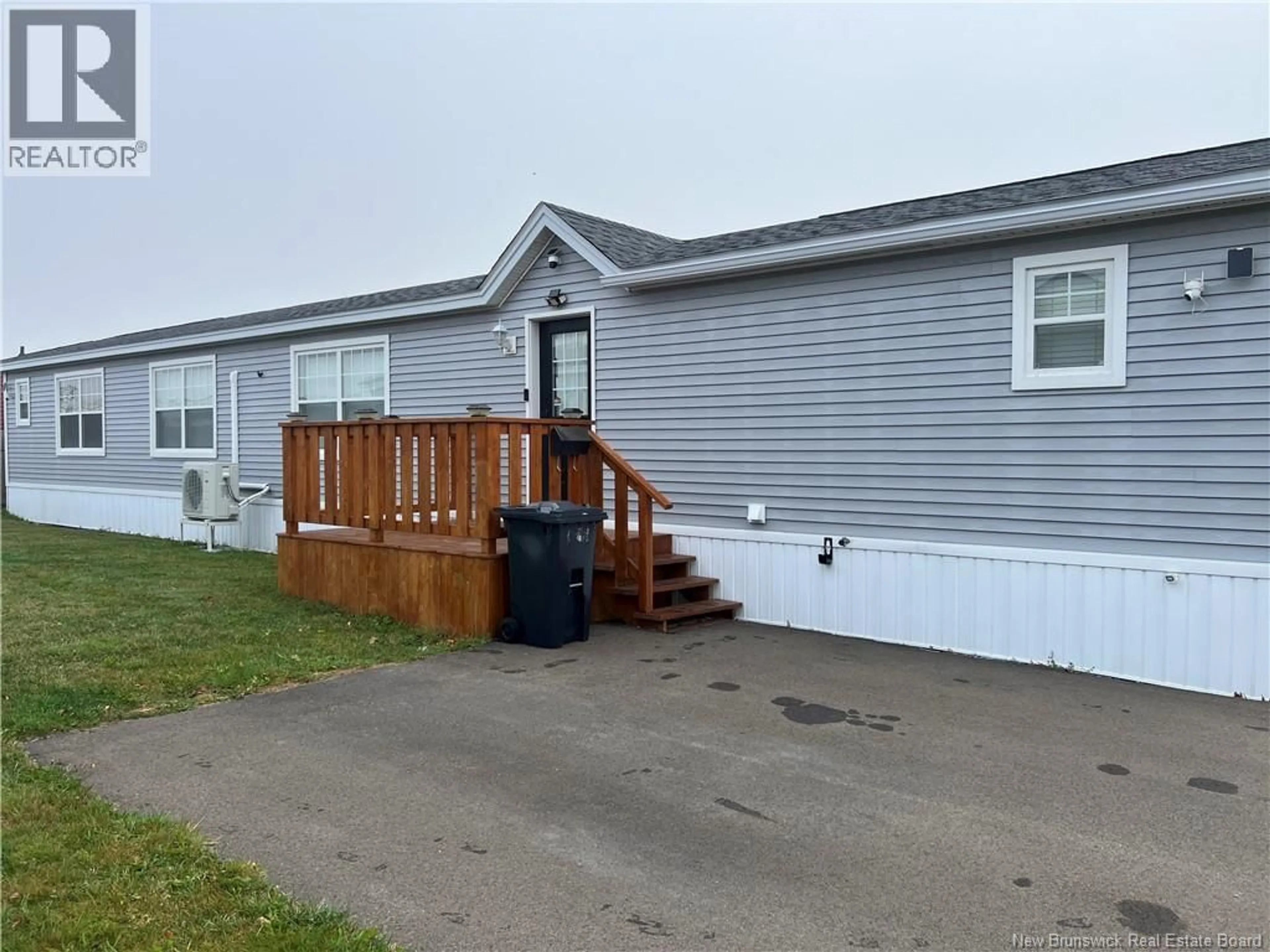 Unknown for 19 CRANE COURT, Saint John New Brunswick E2J3Y2