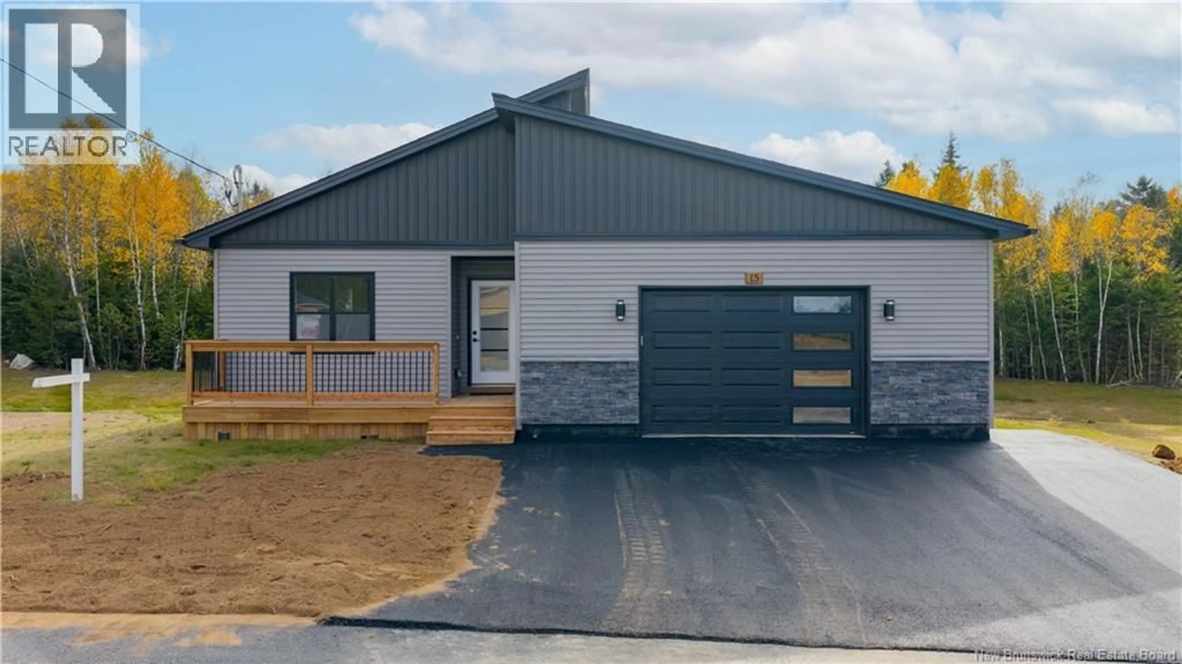 Unknown for 19 BELLBOTTOM WAY, Quispamsis New Brunswick E2G0M8