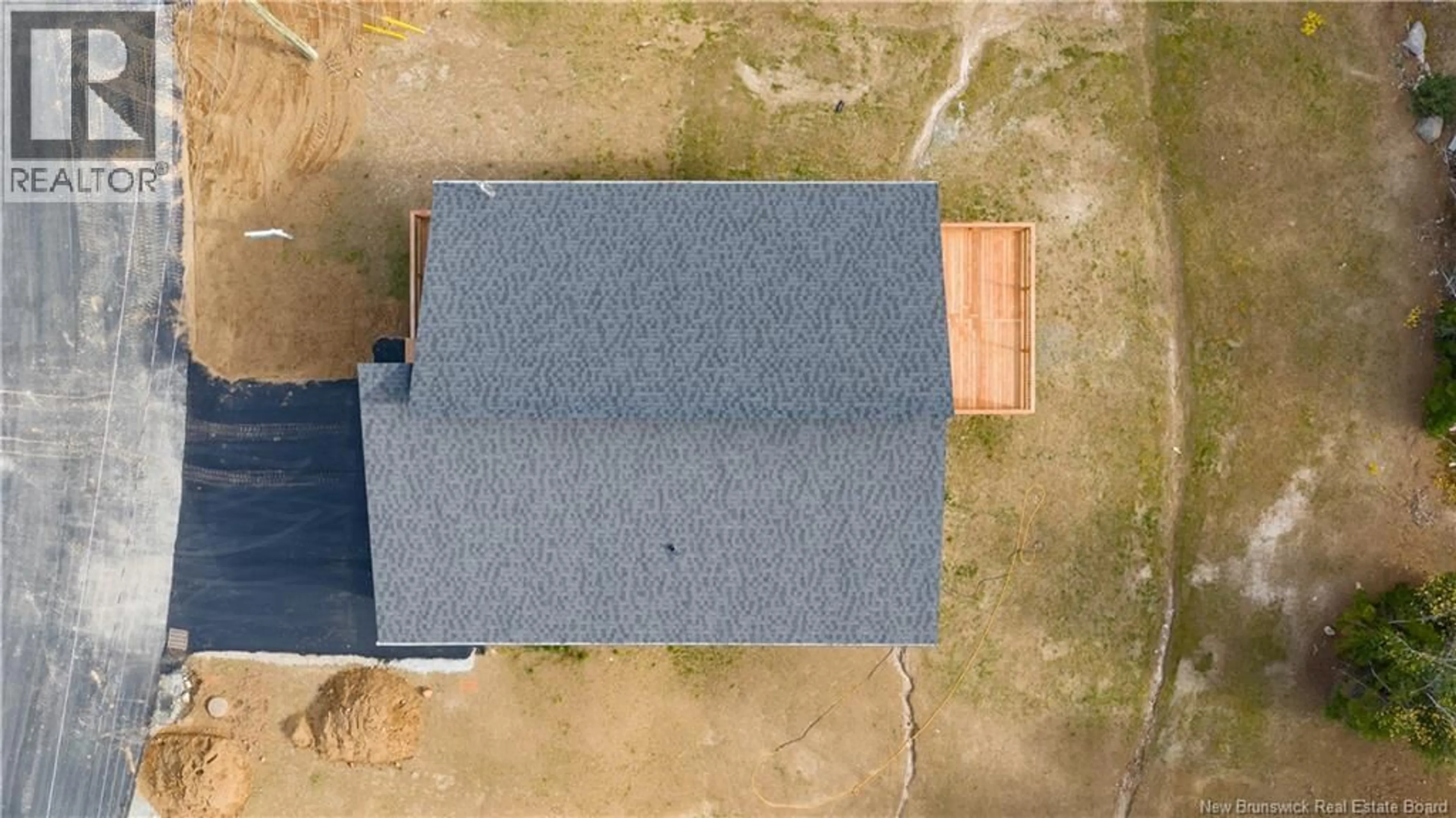 A pic from outside/outdoor area/front of a property/back of a property/a pic from drone, building for 19 BELLBOTTOM WAY, Quispamsis New Brunswick E2G0M8