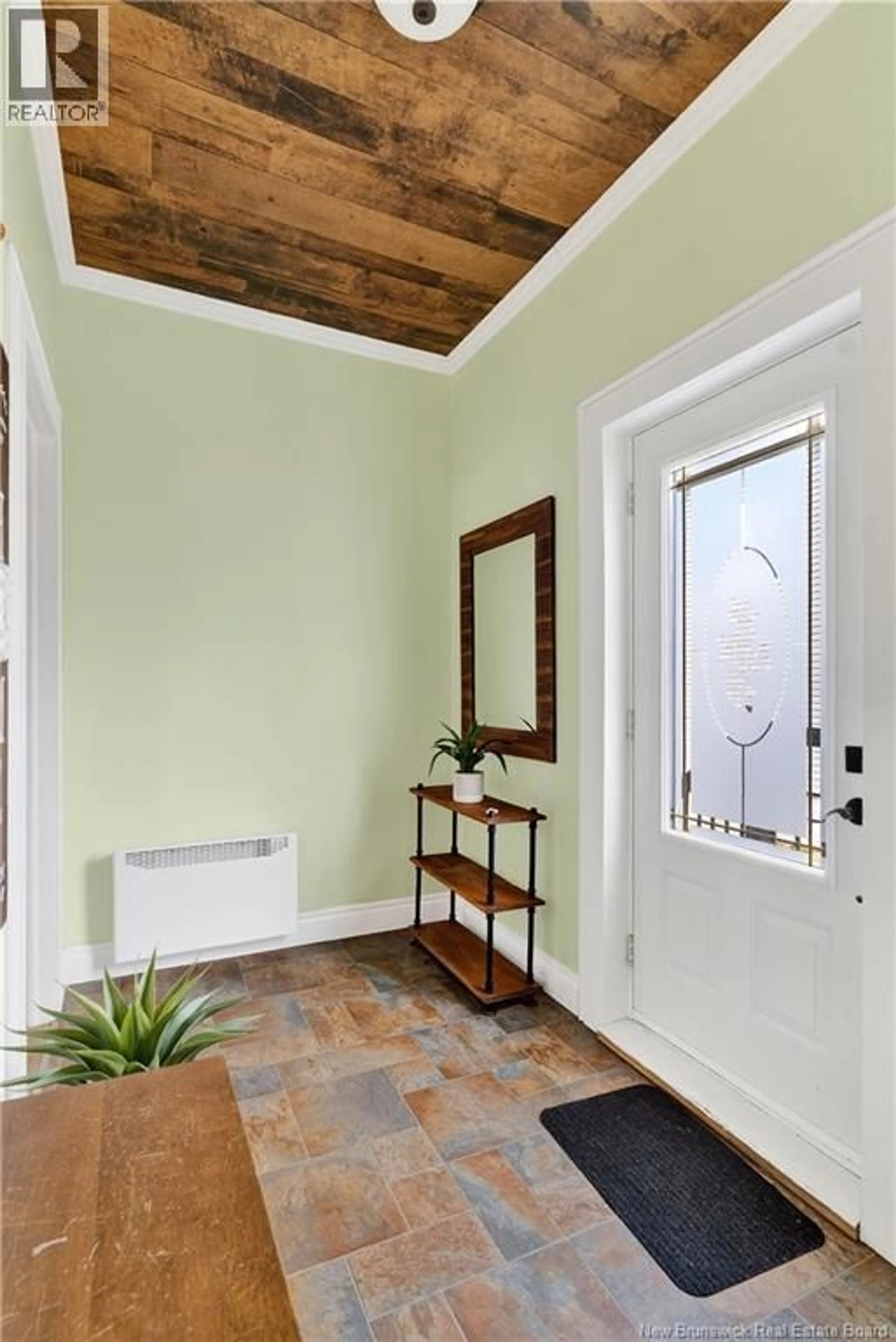 Indoor entryway for 16 DUKE STREET, Campbellton New Brunswick E3N2K2