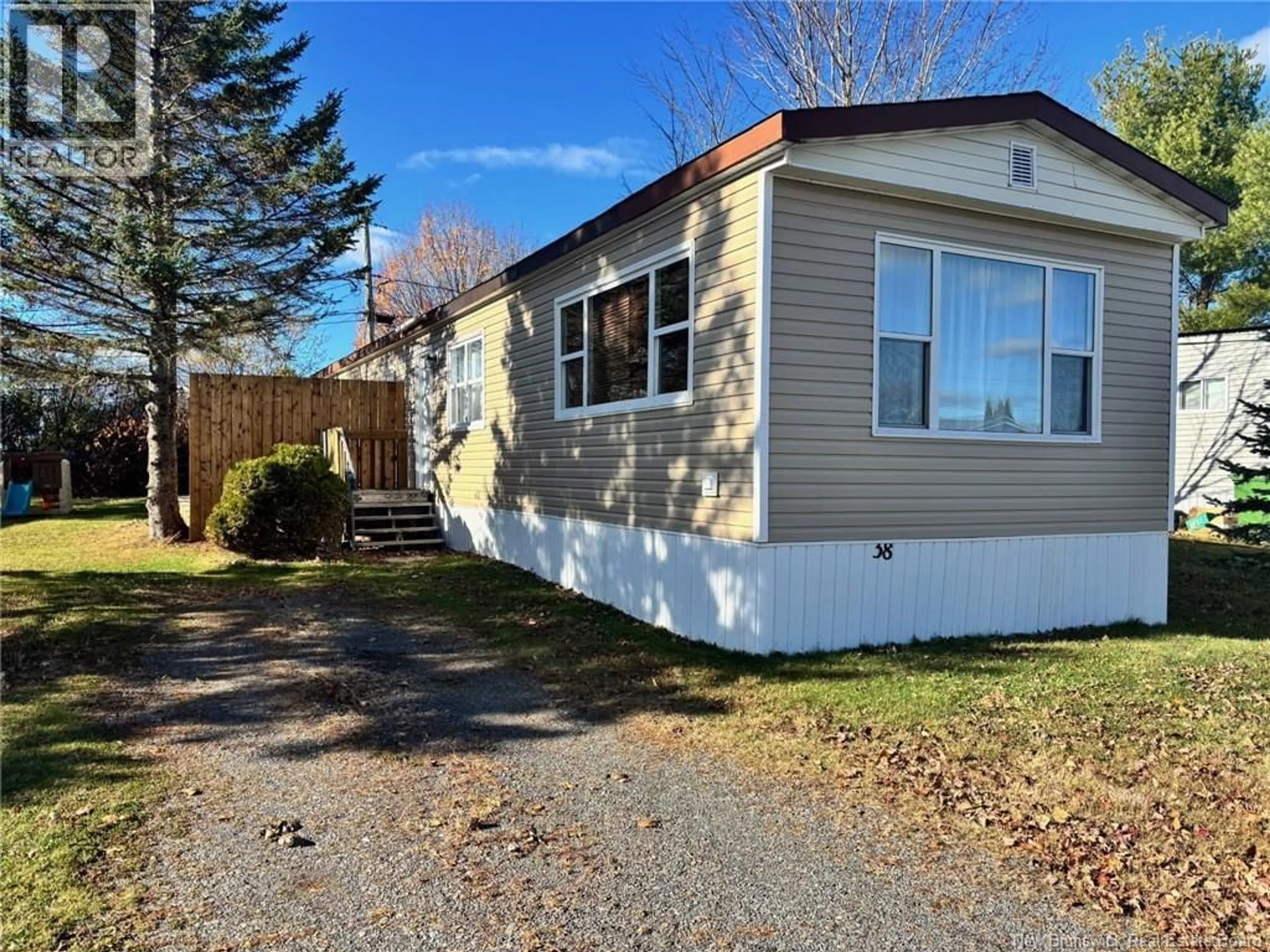 Home with vinyl exterior material, street for 38 LEAFWOOD CRESCENT, Fredericton New Brunswick E3B6N7