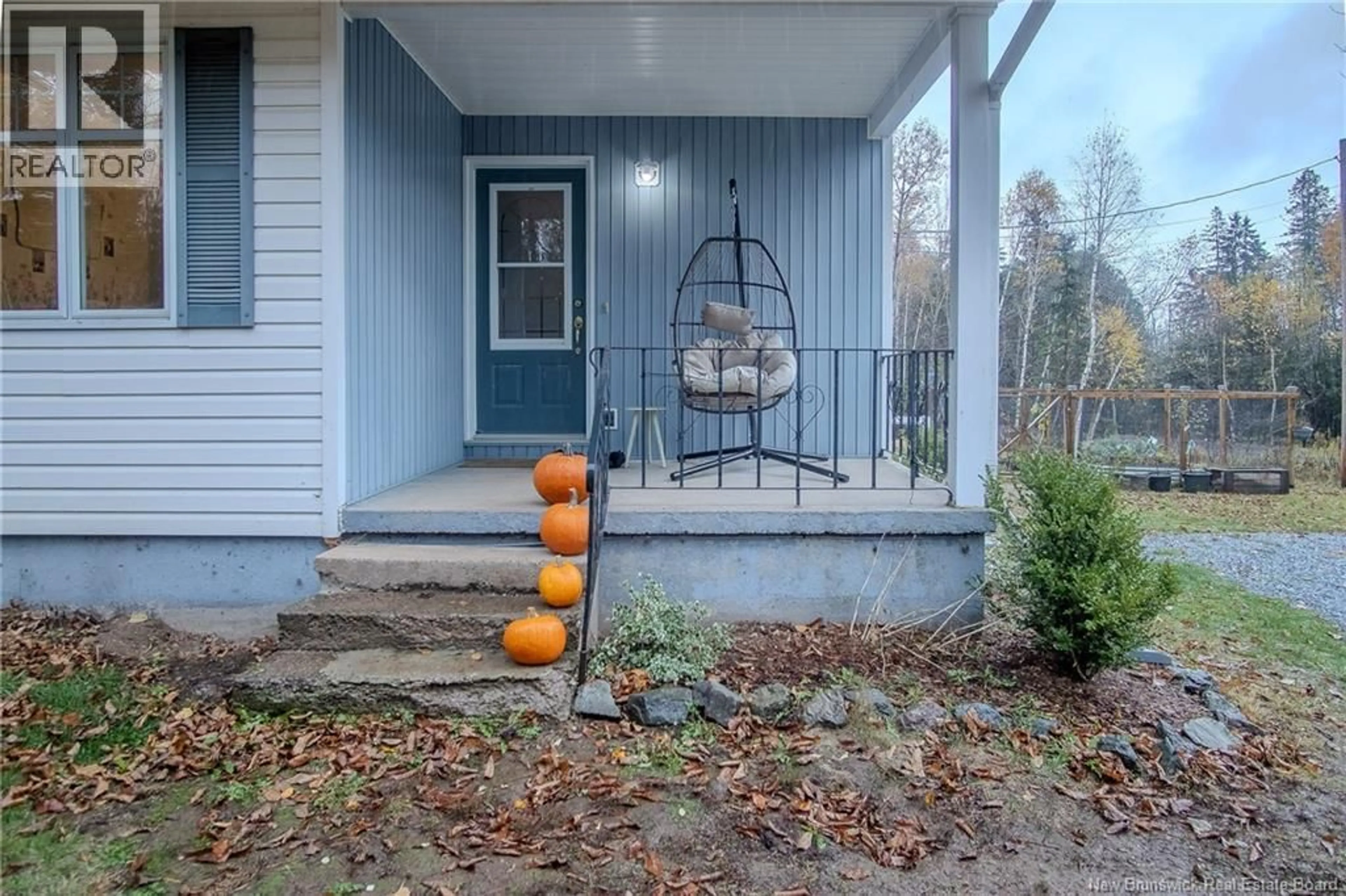Indoor entryway for 75 OLD ROAD, Nauwigewauk New Brunswick E5N6X9