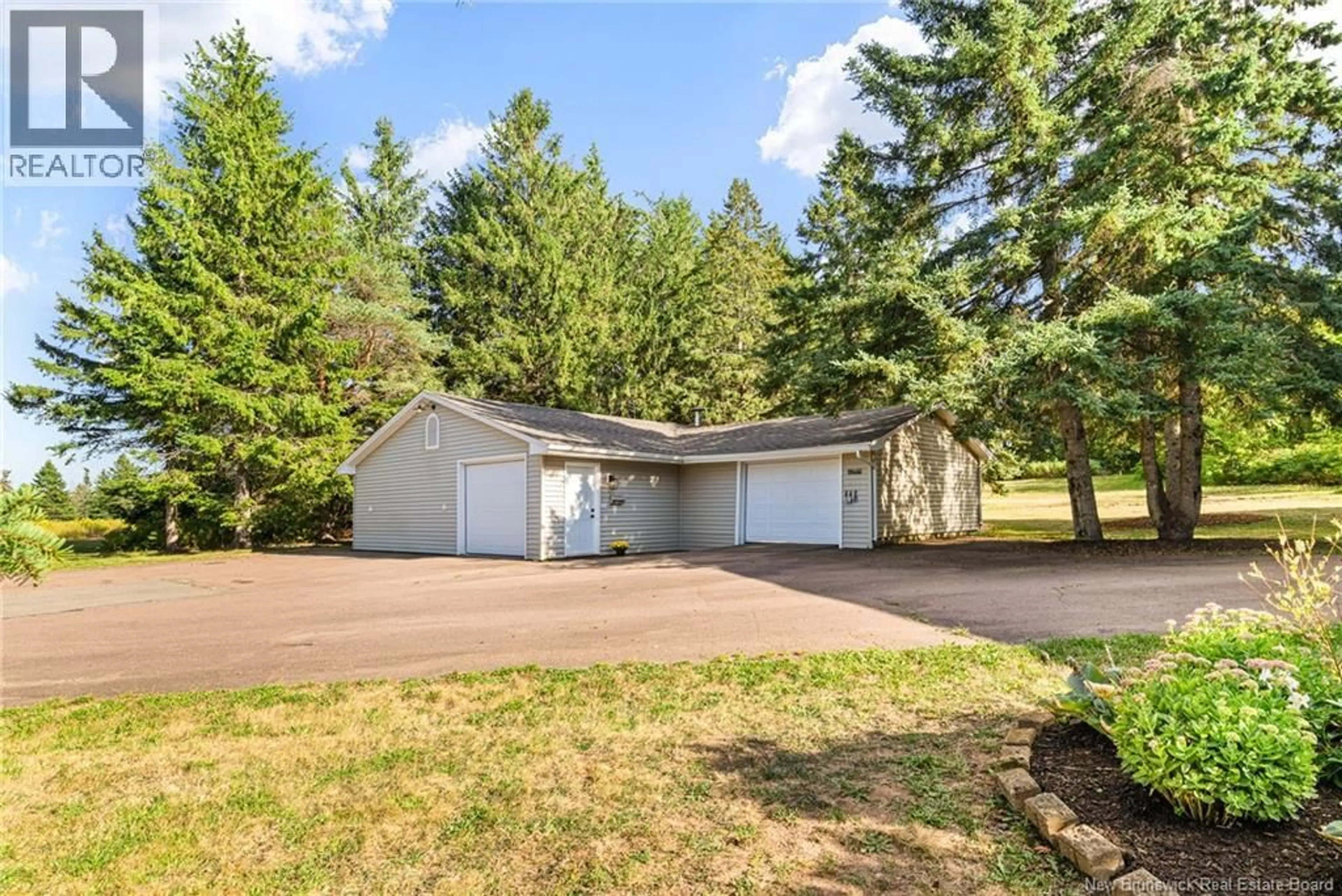 A pic from outside/outdoor area/front of a property/back of a property/a pic from drone, unknown for 130 COMMUNICATION ROAD, Irishtown New Brunswick E1H2G6