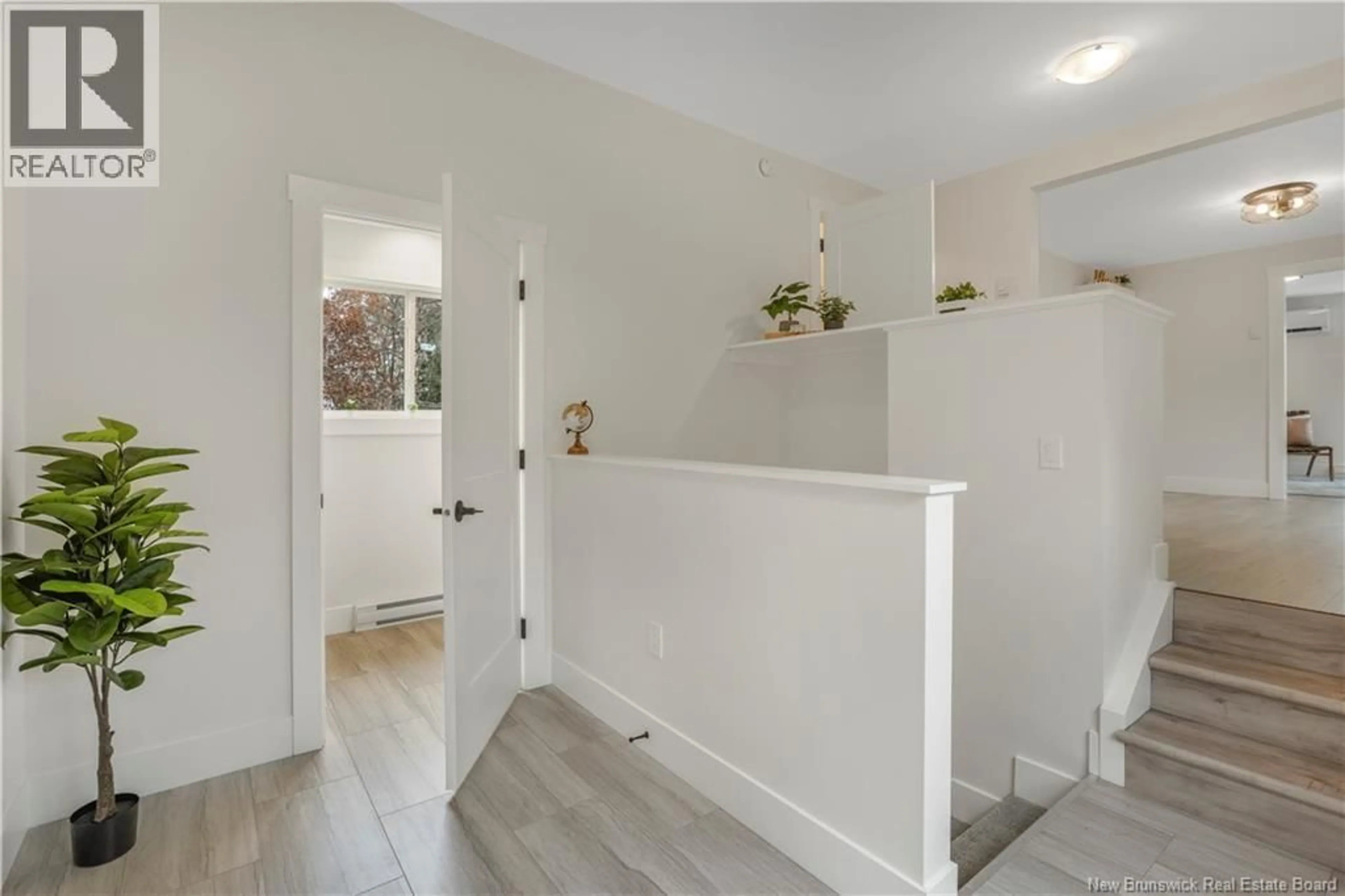 Indoor entryway for 30 GESNER LANE, Fredericton New Brunswick E3G7T4