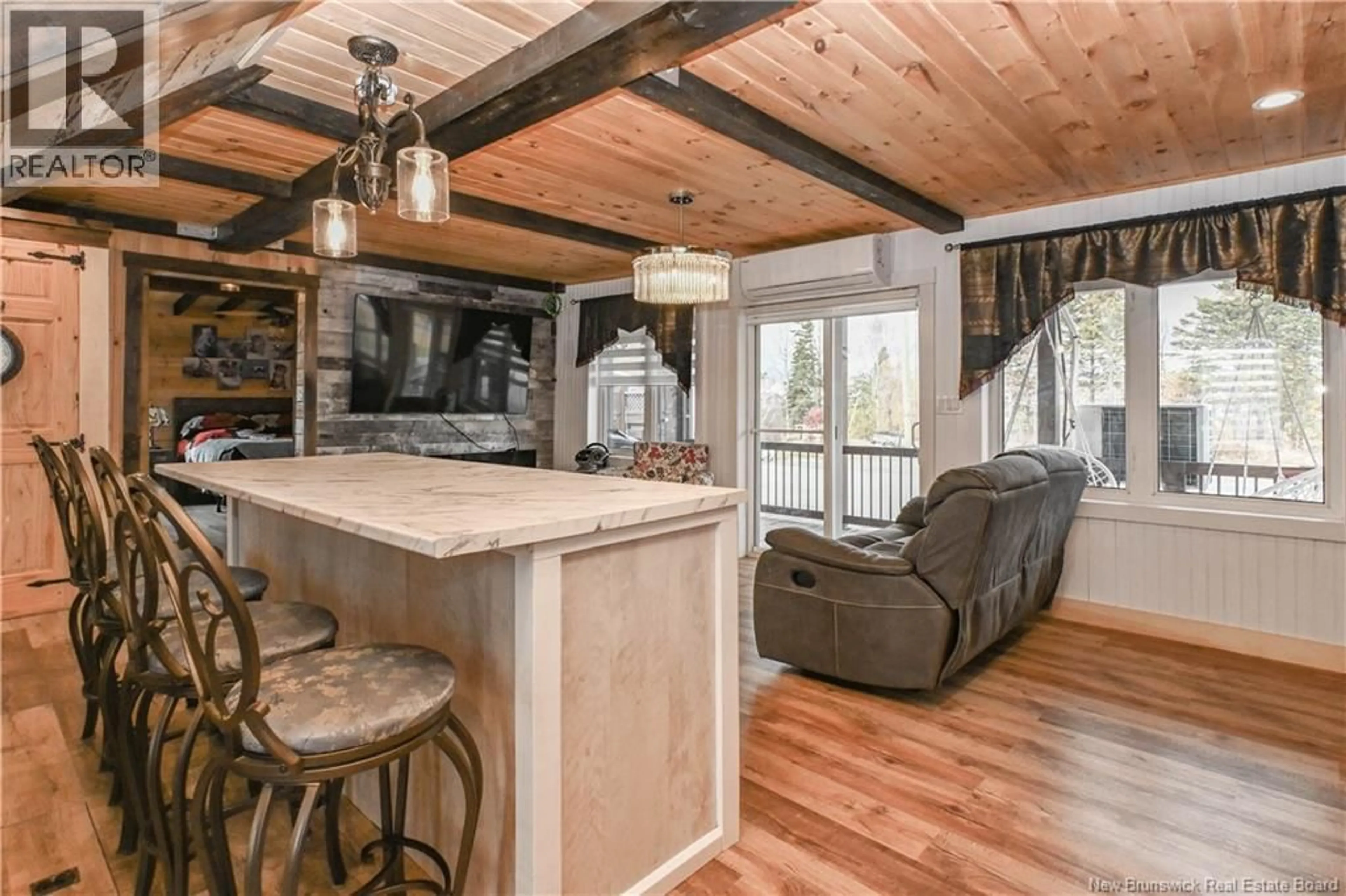 Open concept kitchen, wood/laminate floor for 3663 LUCE STREET, Tracadie New Brunswick E1X1B4