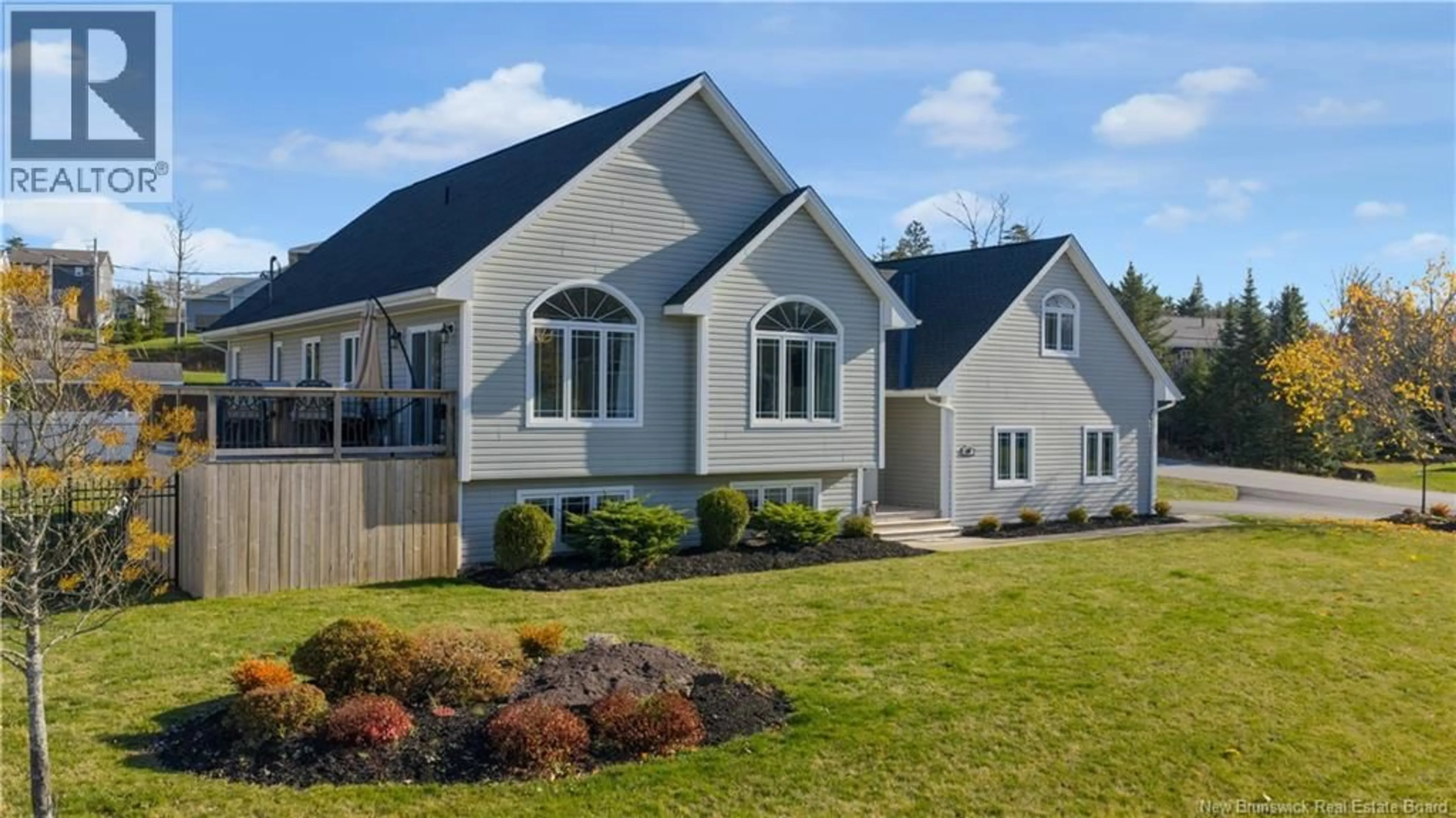 Home with vinyl exterior material, unknown for 102 QUEENSBURY DRIVE, Quispamsis New Brunswick E2E0H7