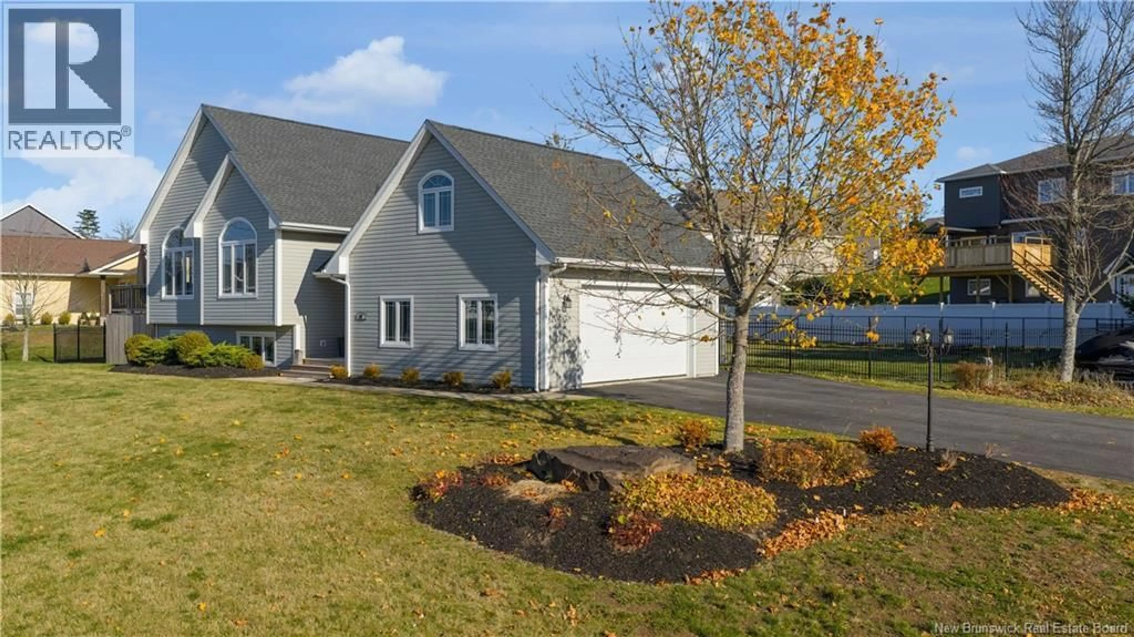 Home with vinyl exterior material, street for 102 QUEENSBURY DRIVE, Quispamsis New Brunswick E2E0H7