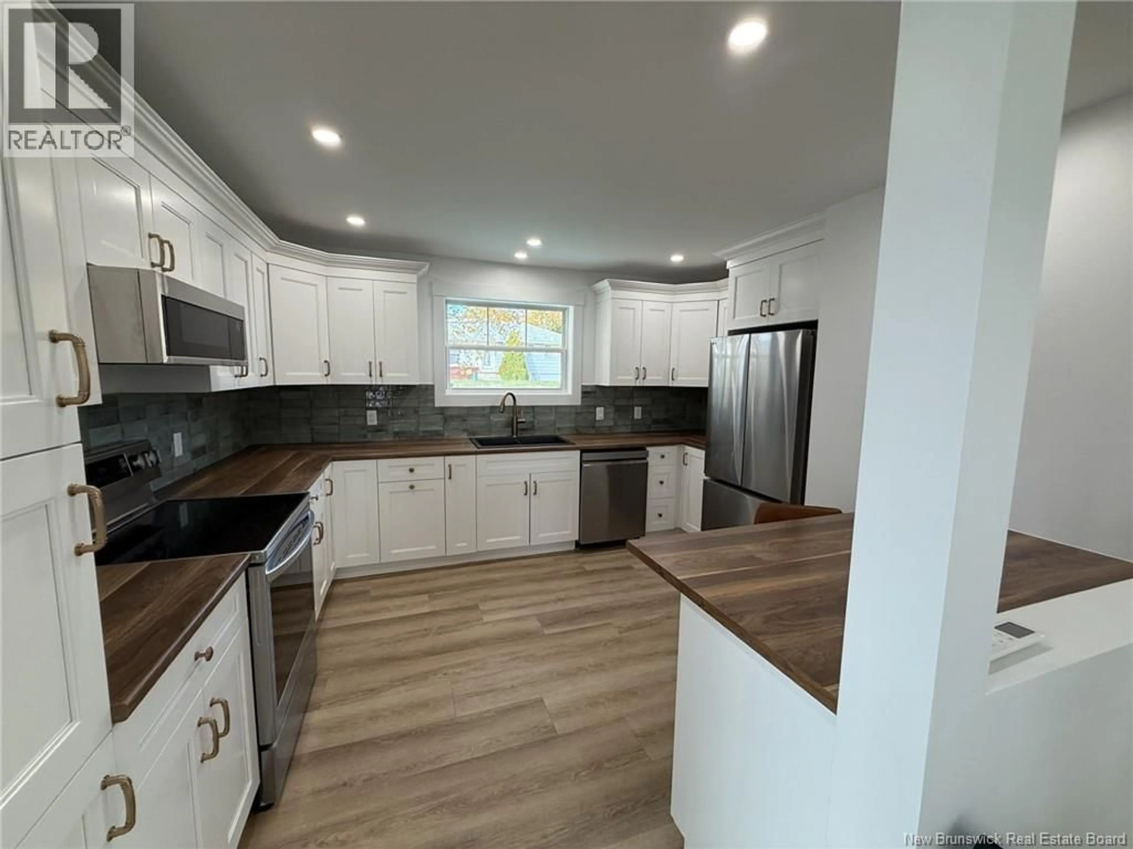 Open concept kitchen, unknown for 292 BEECHWOOD DRIVE, Miramichi New Brunswick E1V1C9