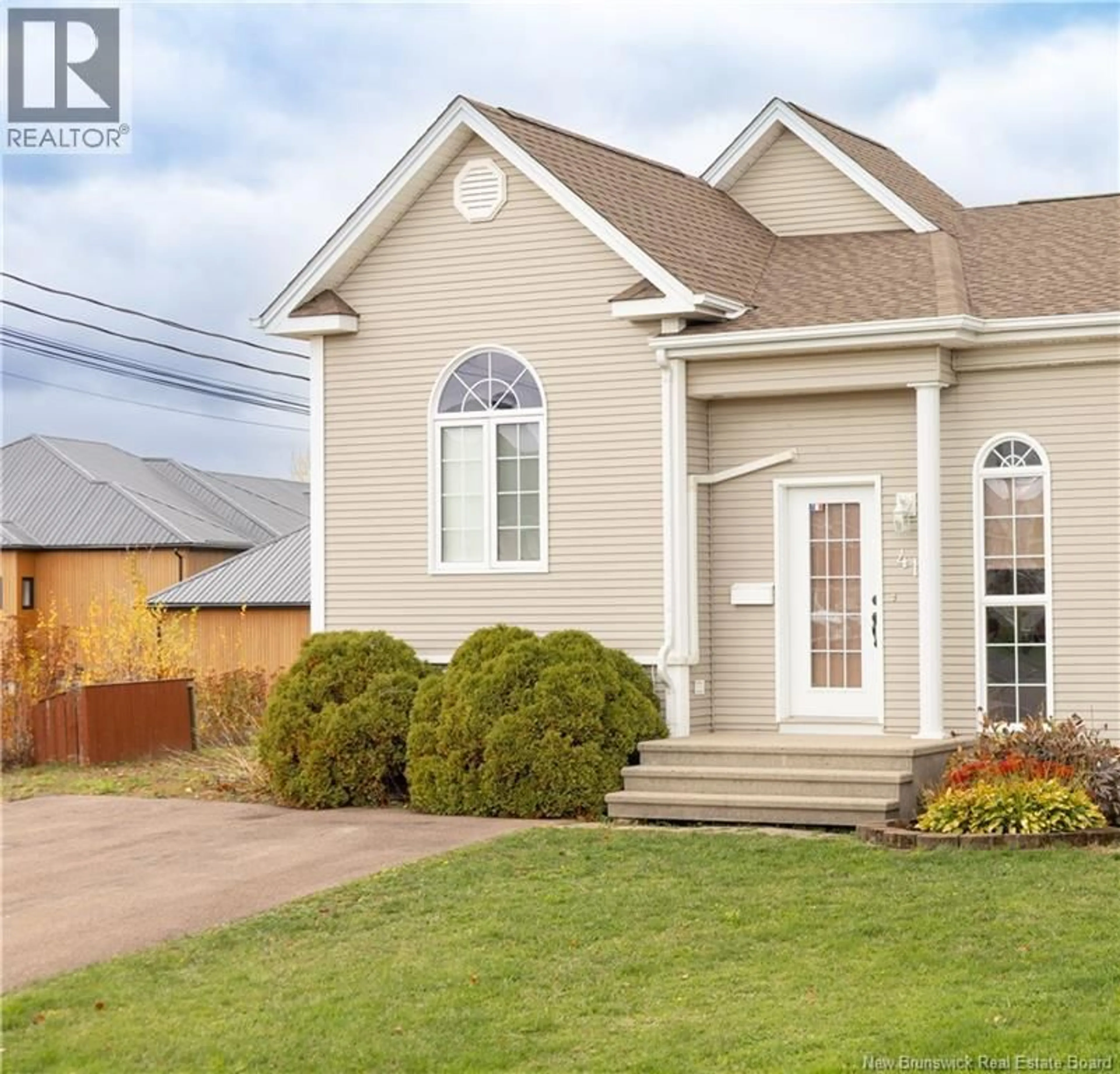 Home with vinyl exterior material, street for 41 MERLOT CRESCENT, Dieppe New Brunswick E1A7W4