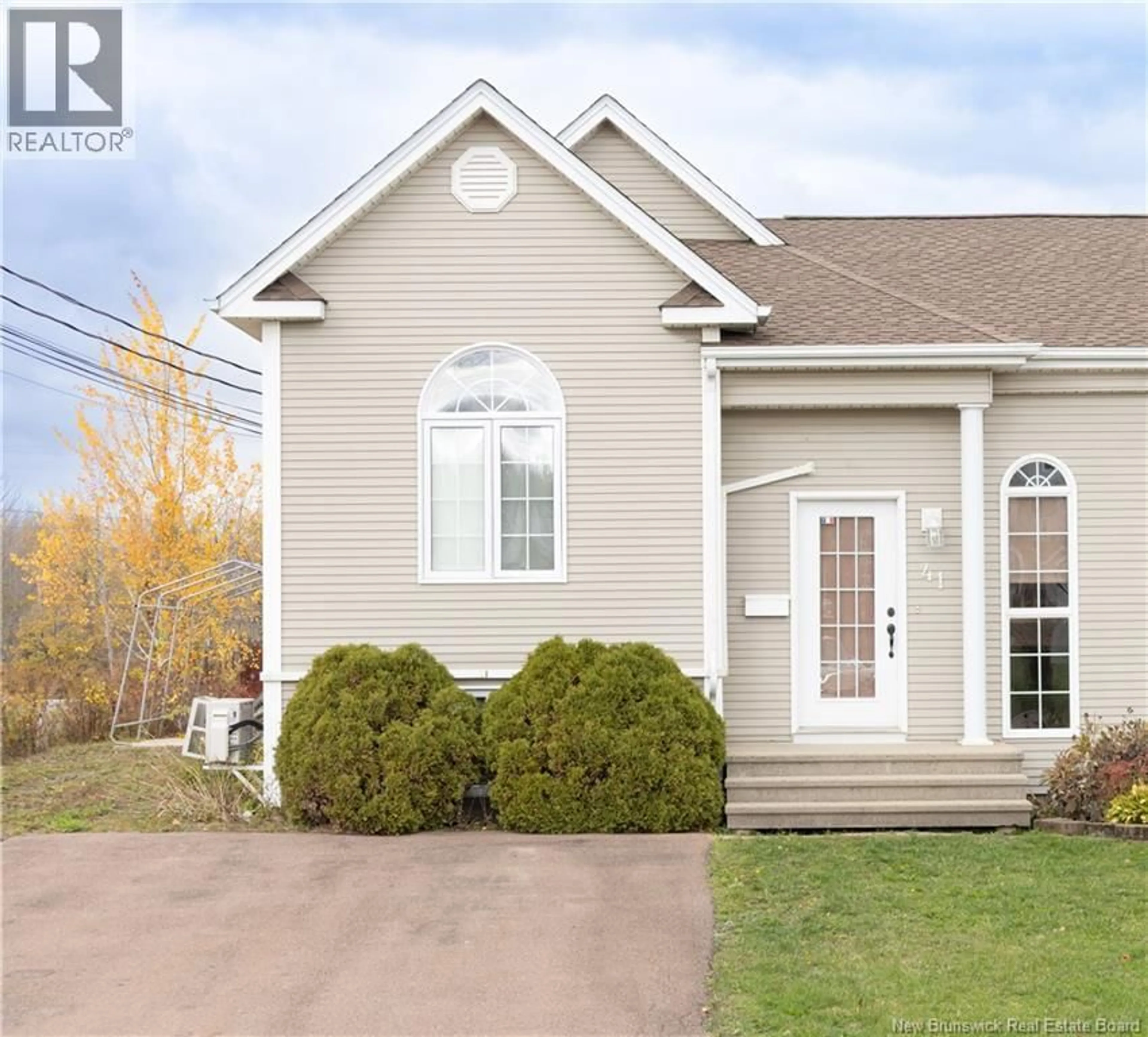 Home with vinyl exterior material, street for 41 MERLOT CRESCENT, Dieppe New Brunswick E1A7W4
