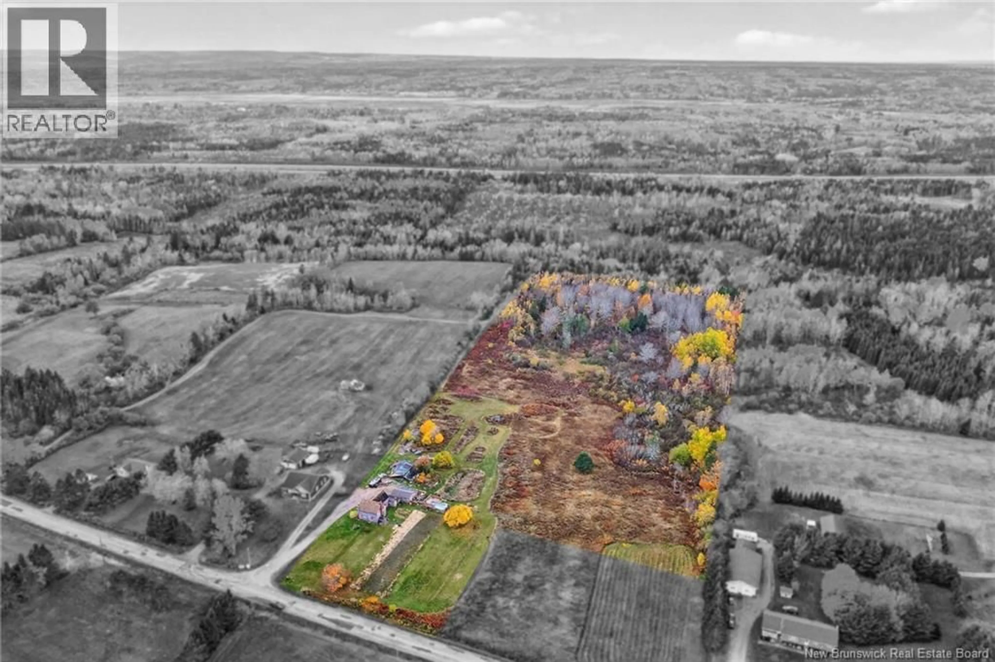 A pic from outside/outdoor area/front of a property/back of a property/a pic from drone, unknown for 248 MEMRAMCOOK ROAD, Memramcook New Brunswick E4K1N9