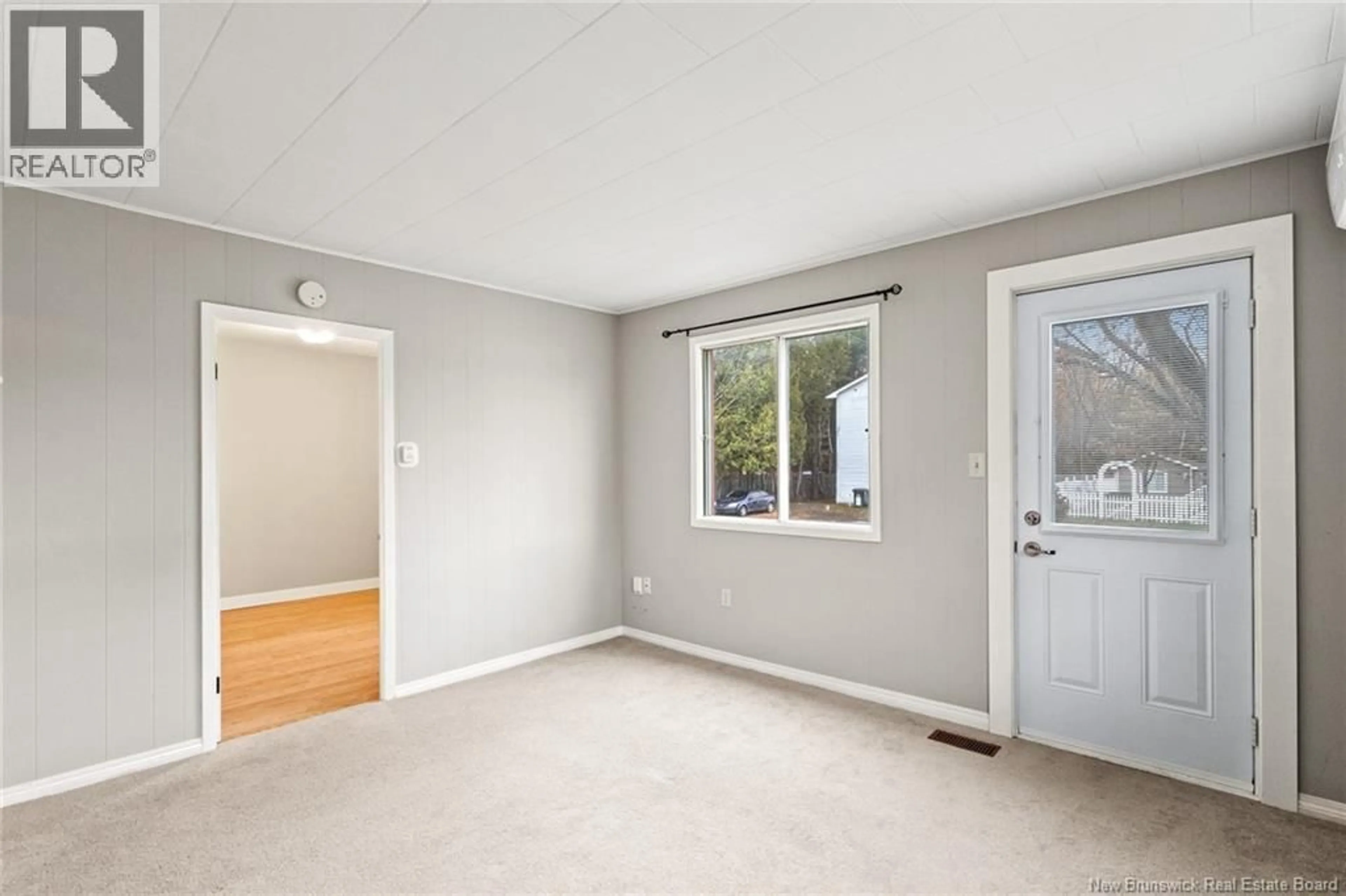 A pic of a room for 39 MURRAY AVENUE, Fredericton New Brunswick E3A3Y6