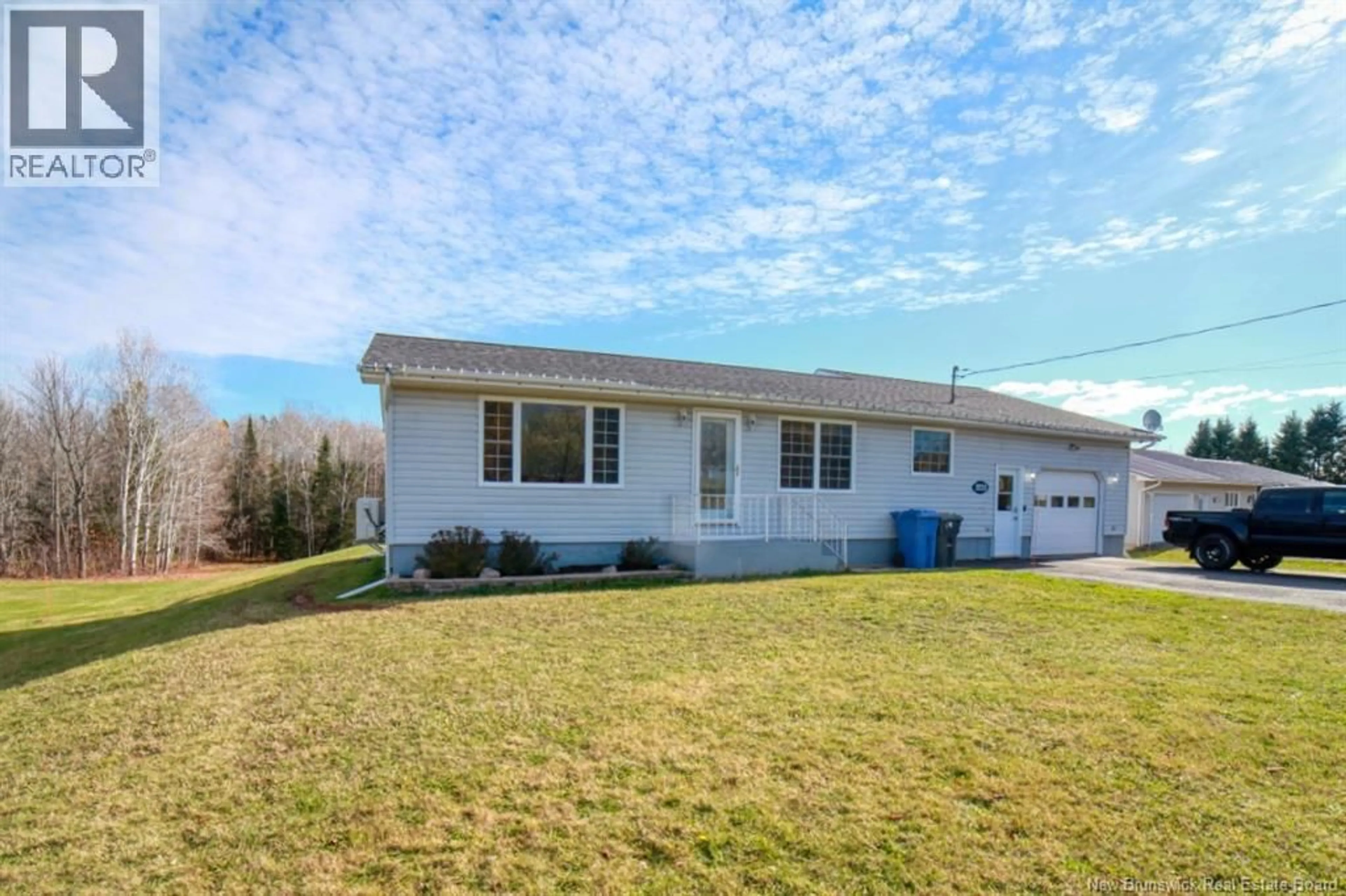 Home with vinyl exterior material, unknown for 2733 LITTLE RIVER DR, Little River New Brunswick E2A6M7