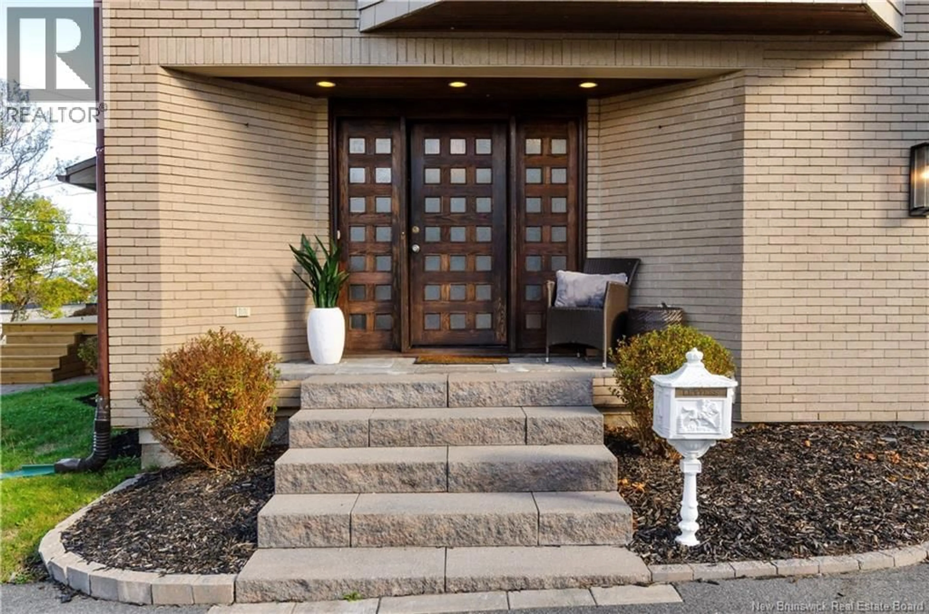 Indoor entryway for 101 APPLEBY DRIVE, Rothesay New Brunswick E2H1P3