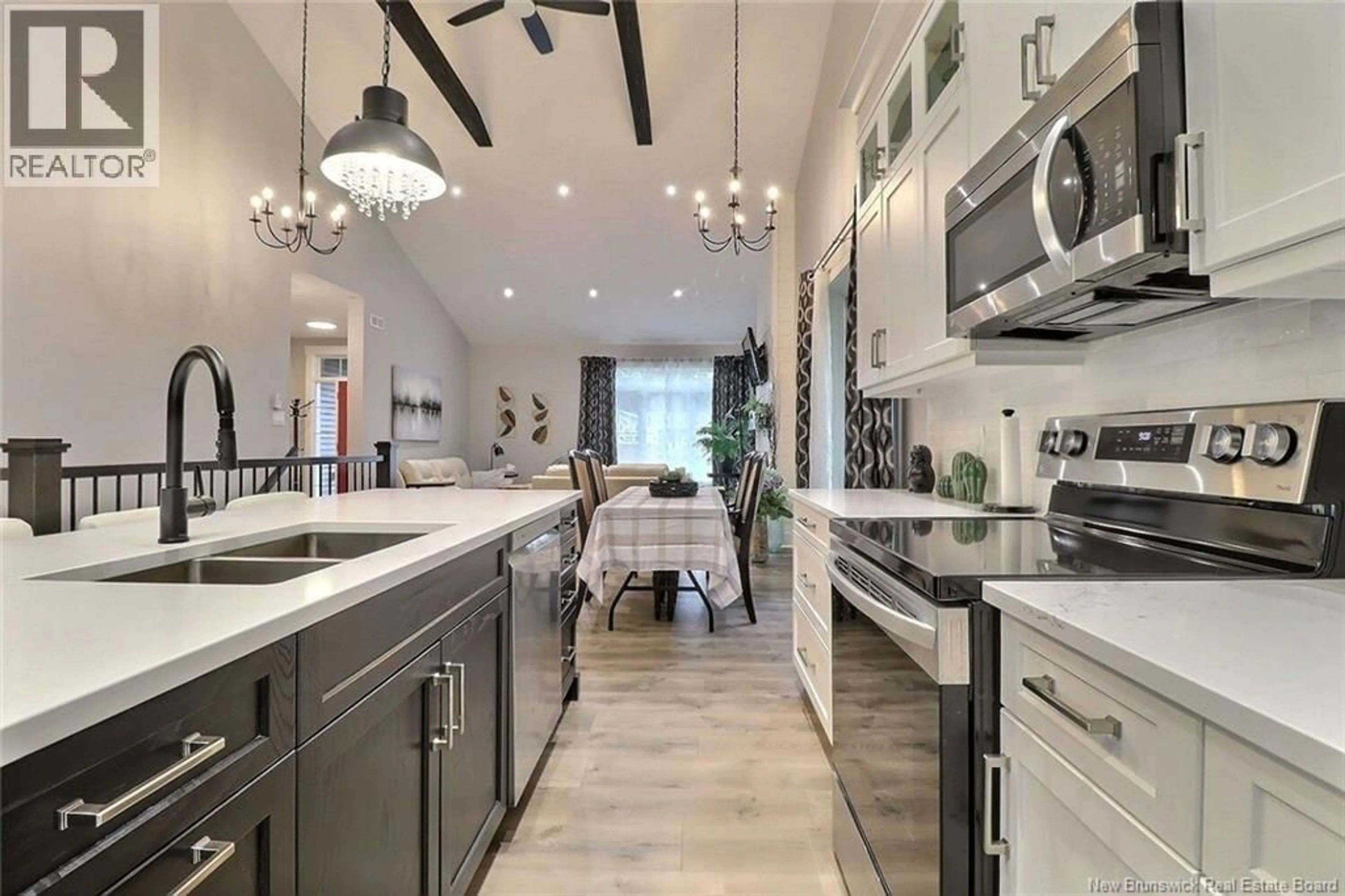 Open concept kitchen, ceramic/tile floor for 25 DELIA AVENUE, Dieppe New Brunswick E1A6Y7