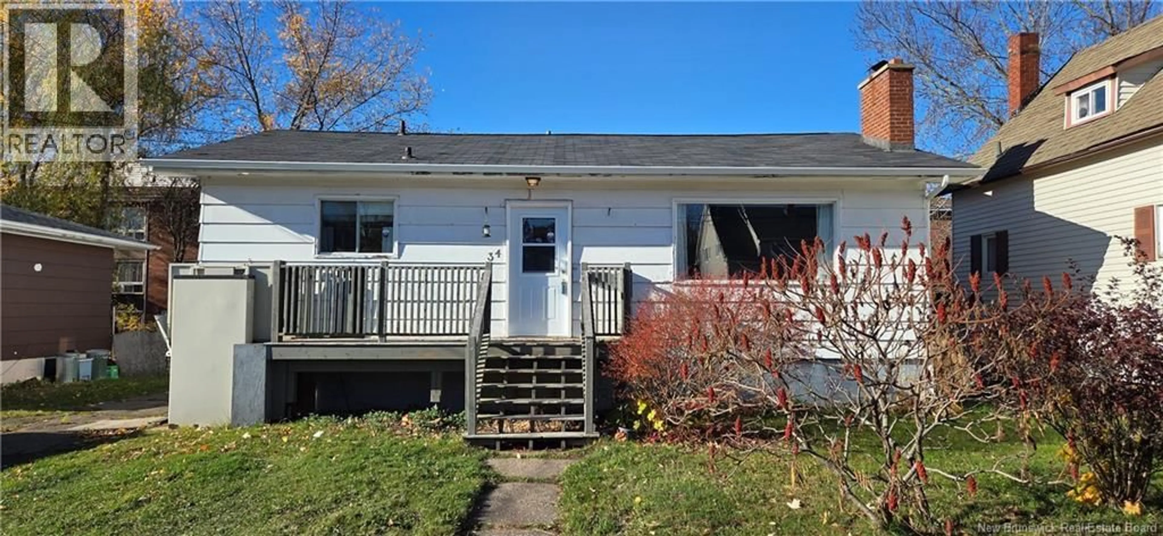 Home with vinyl exterior material, street for 34 ATKINSON, Moncton New Brunswick E1C7S3