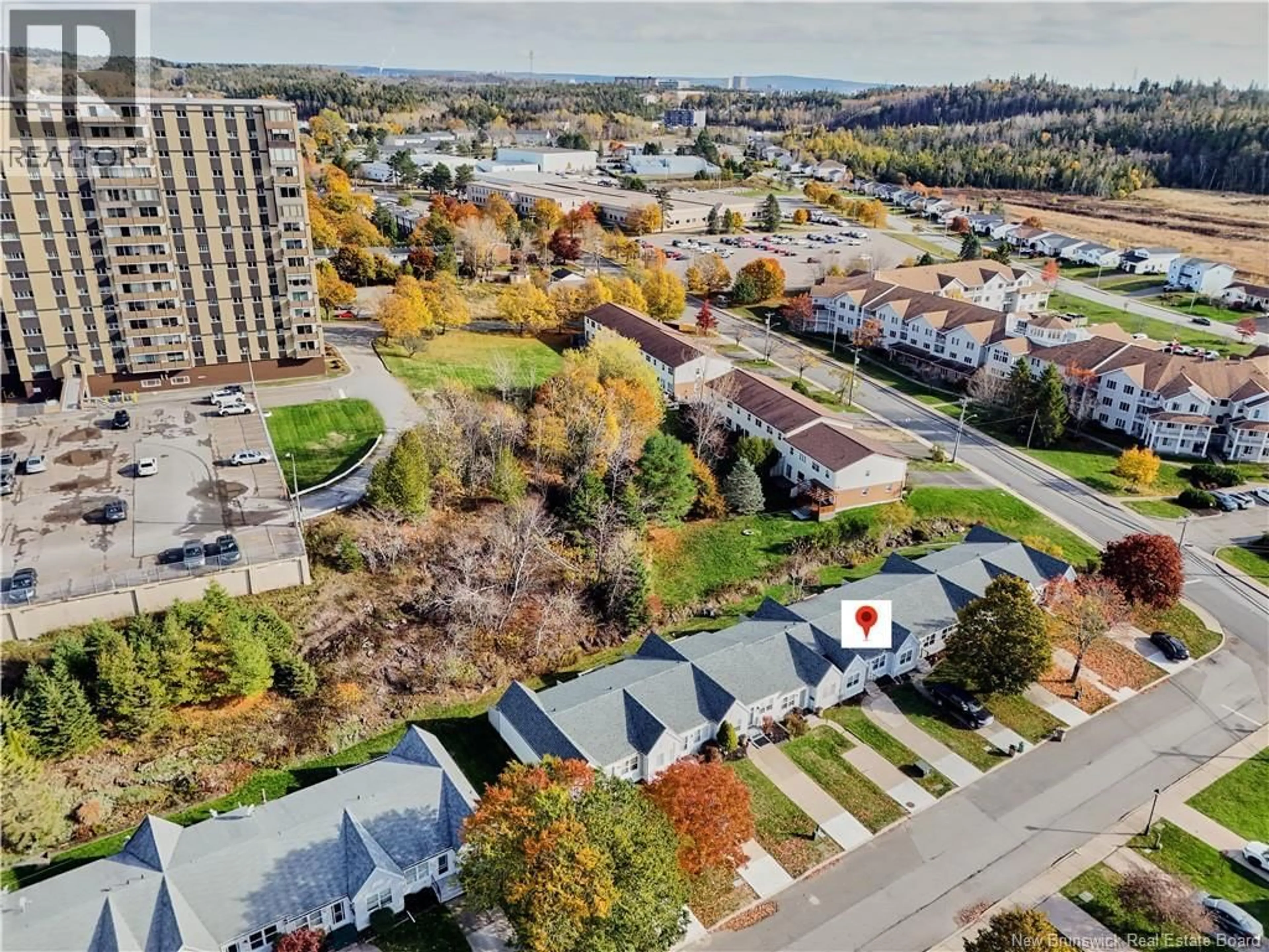 A pic from outside/outdoor area/front of a property/back of a property/a pic from drone, street for 10 BRENTWOOD CRESCENT, Saint John New Brunswick E2K4R4
